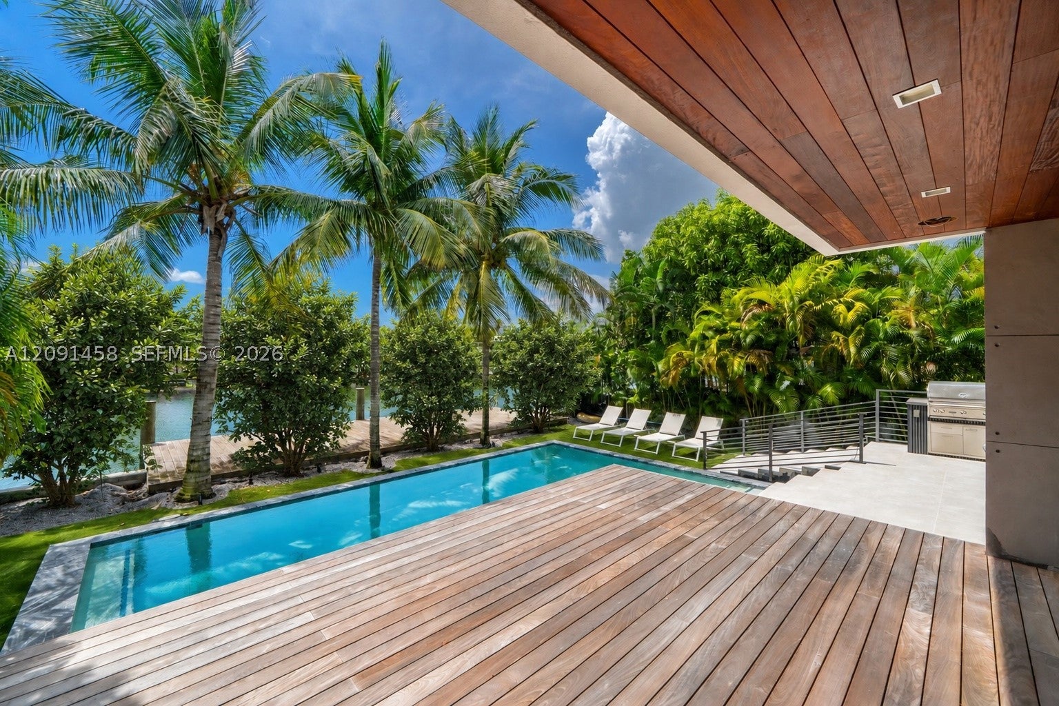 770 S Shore Dr