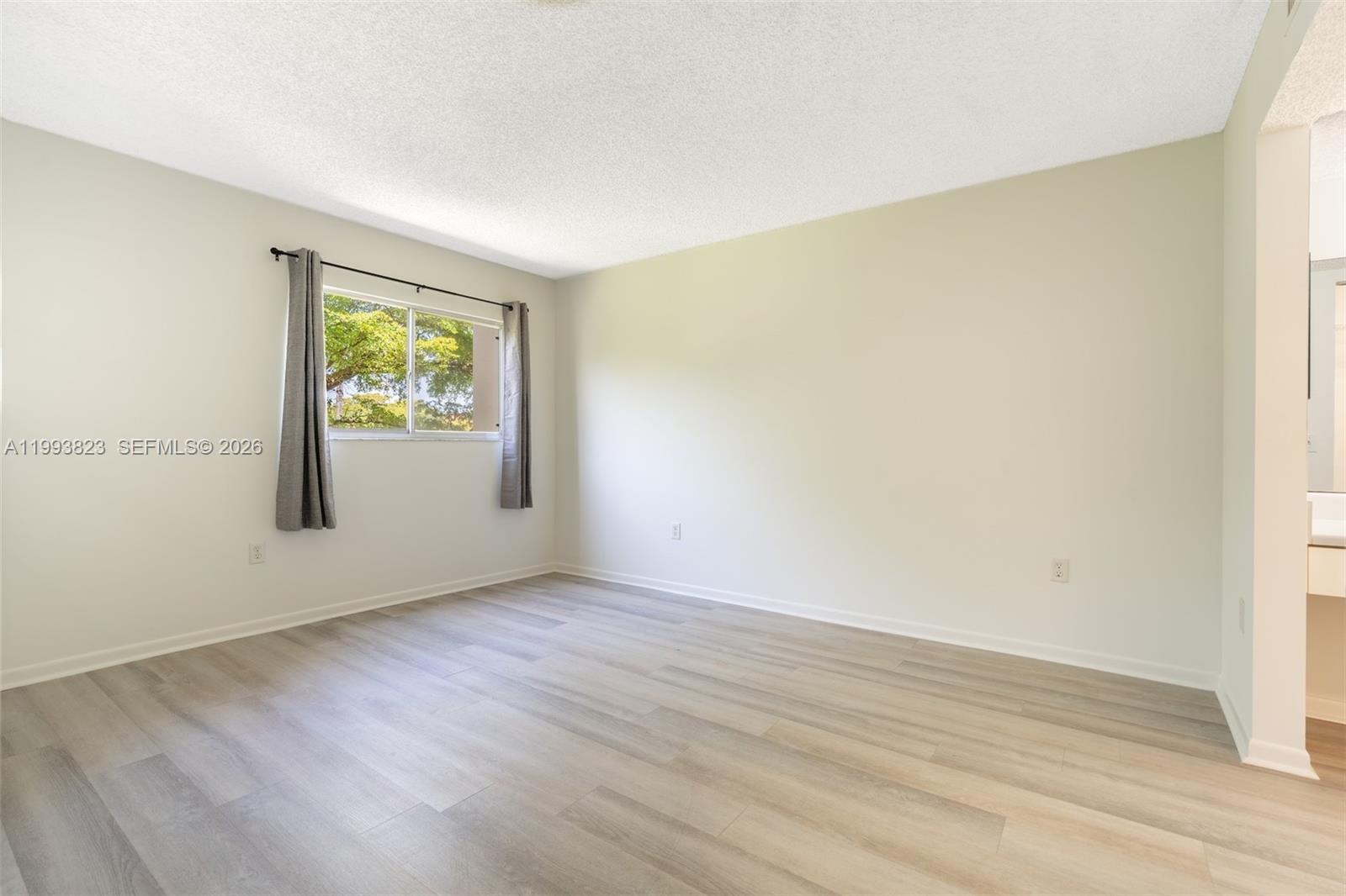 IVANHOE EAST AT CENTURY V - Residential Lease