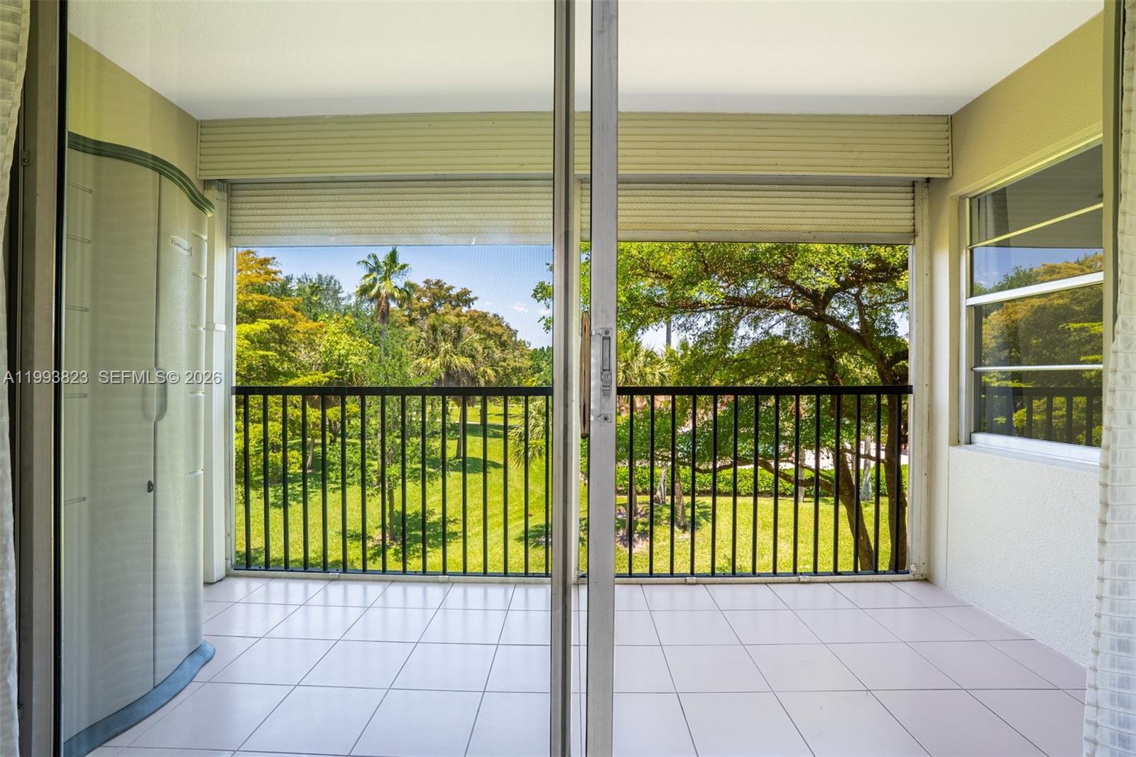 IVANHOE EAST AT CENTURY V - Residential Lease