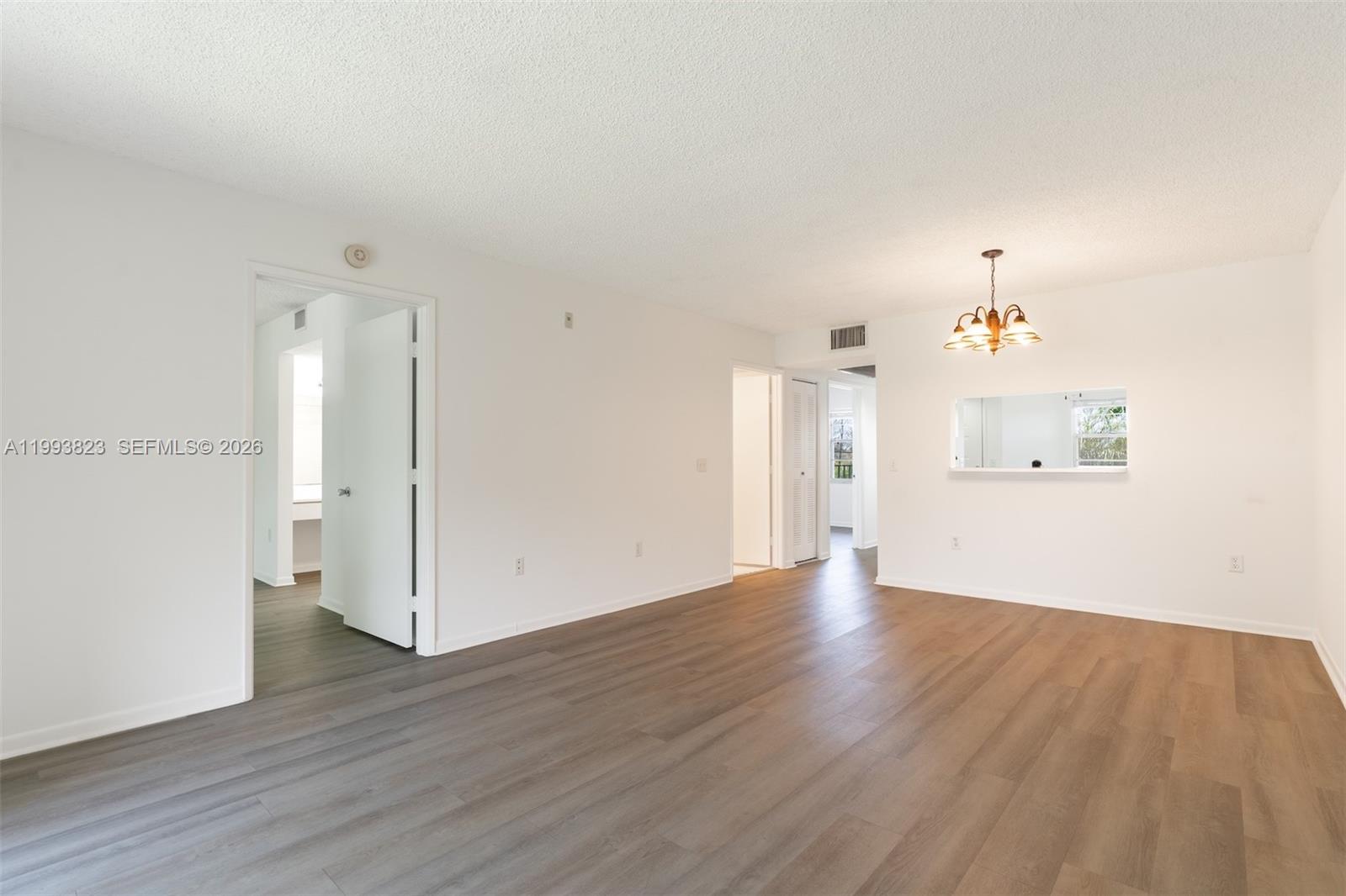 IVANHOE EAST AT CENTURY V - Residential Lease