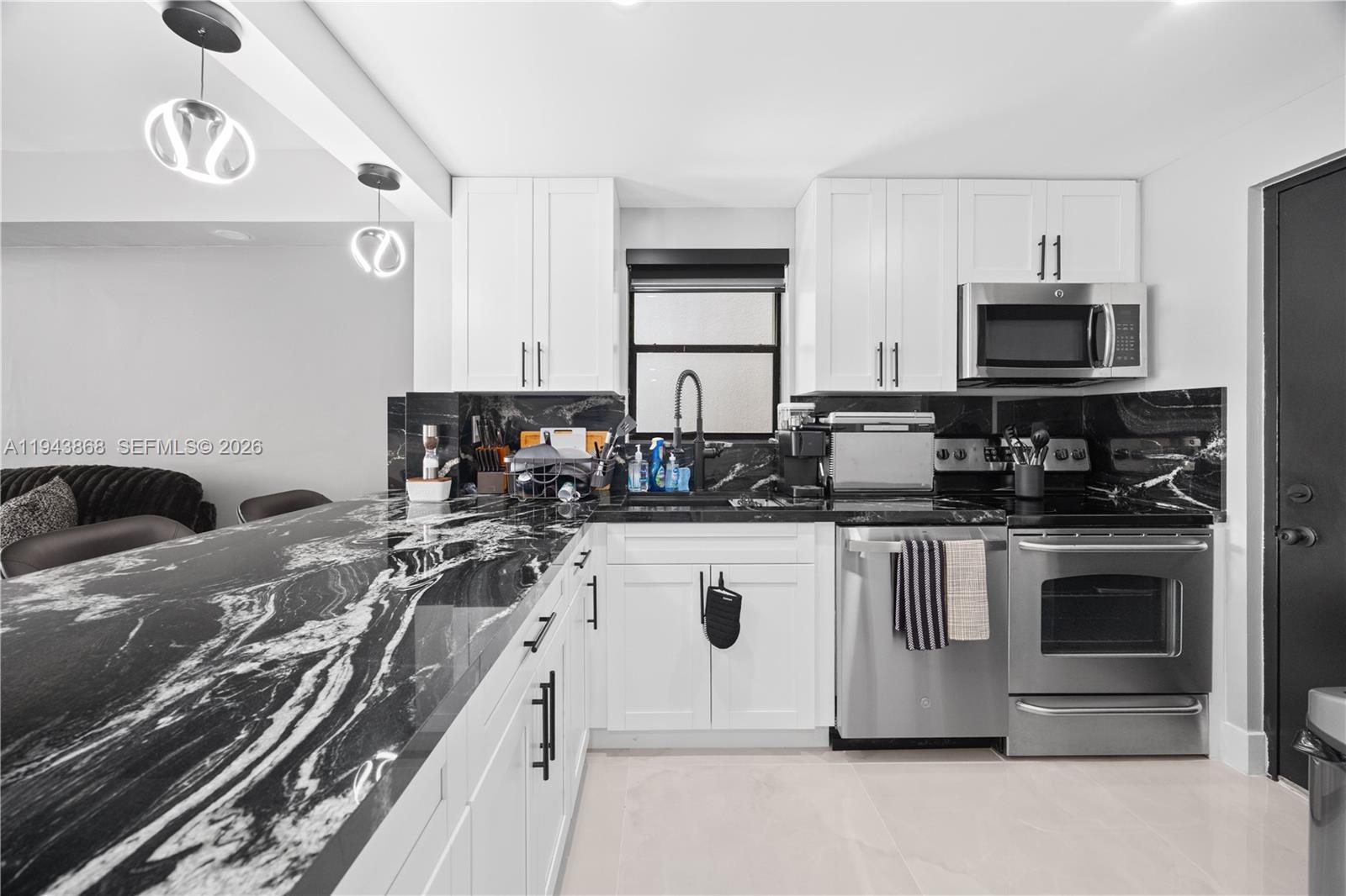 2302 S Cypress Bend Dr 306