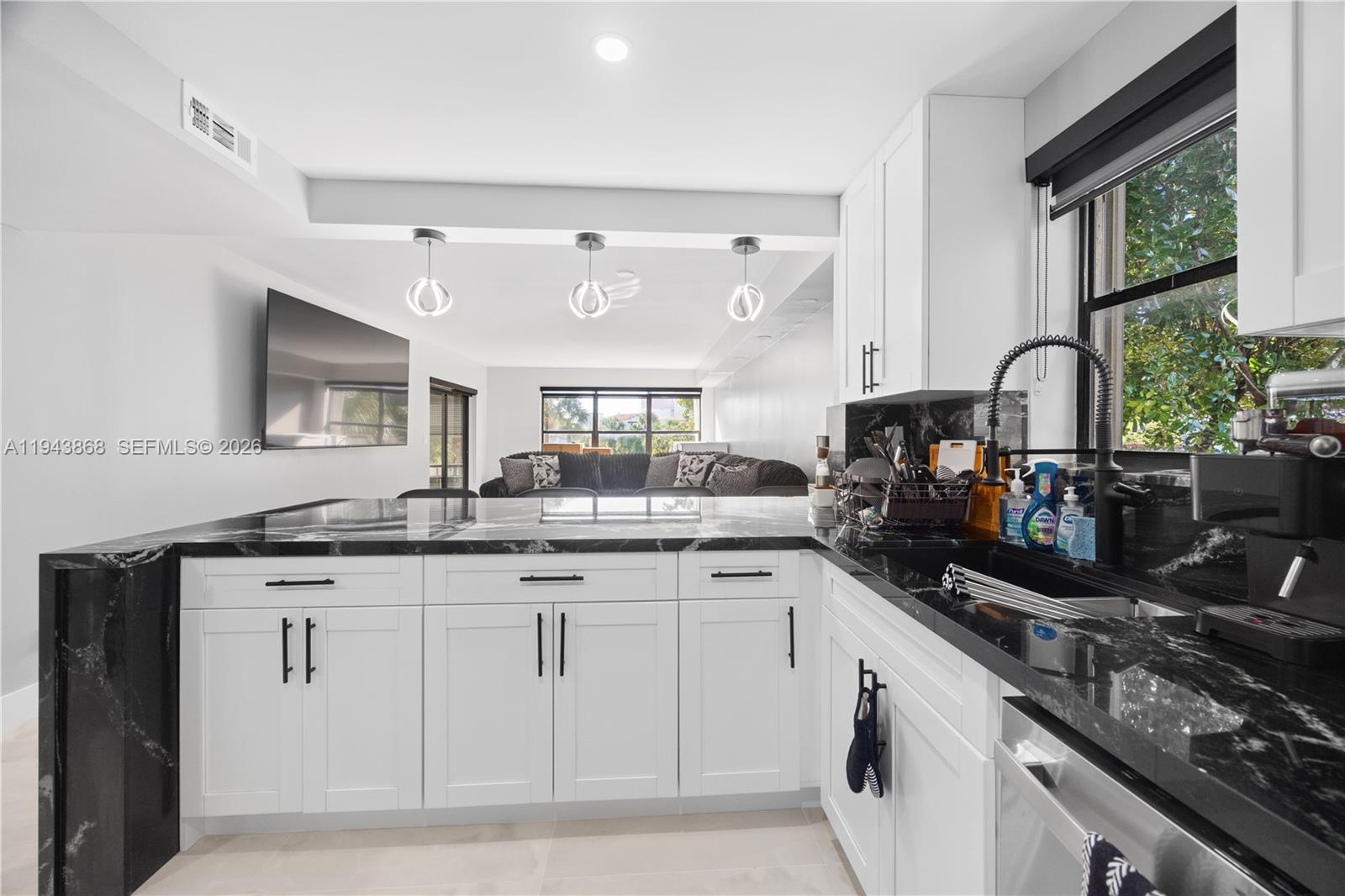 2302 S Cypress Bend Dr 306