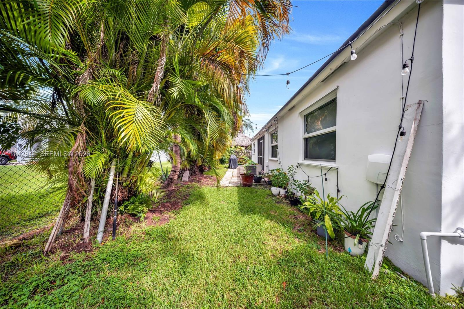 AMERICAN HOMES - Residential Lease