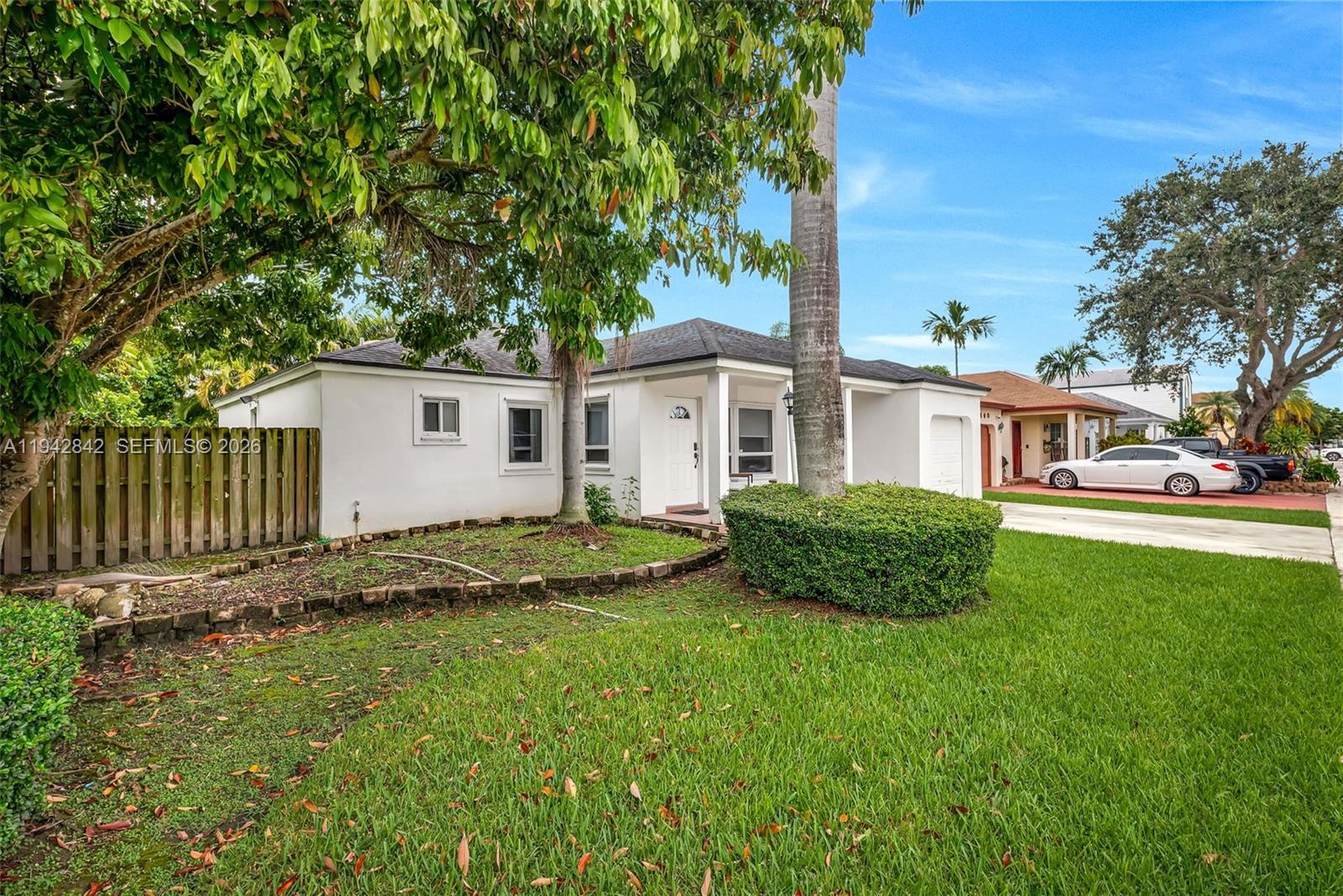 AMERICAN HOMES - Residential Lease