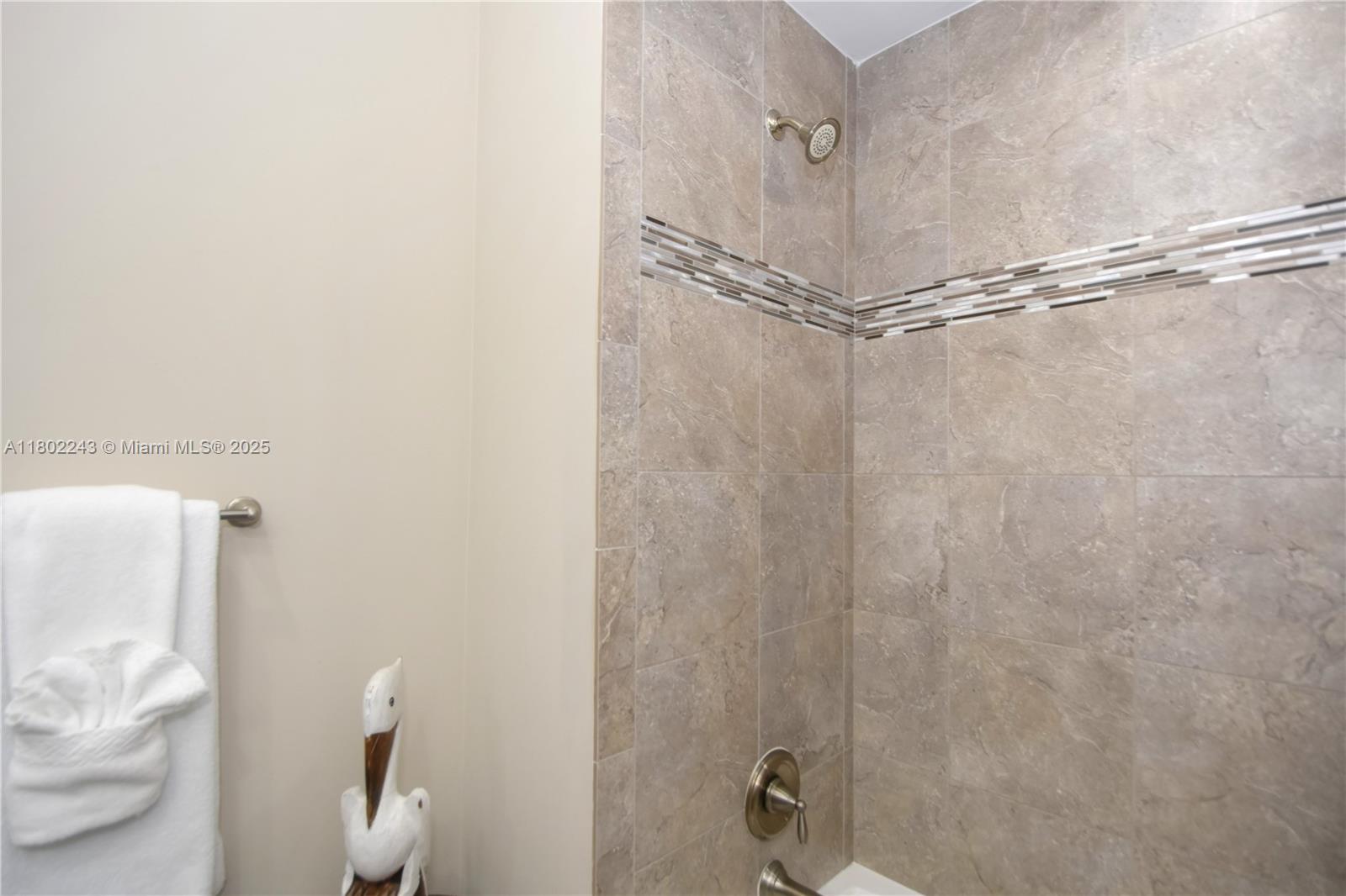 VILLAS BY THE SEA 4 CONDO - Residential