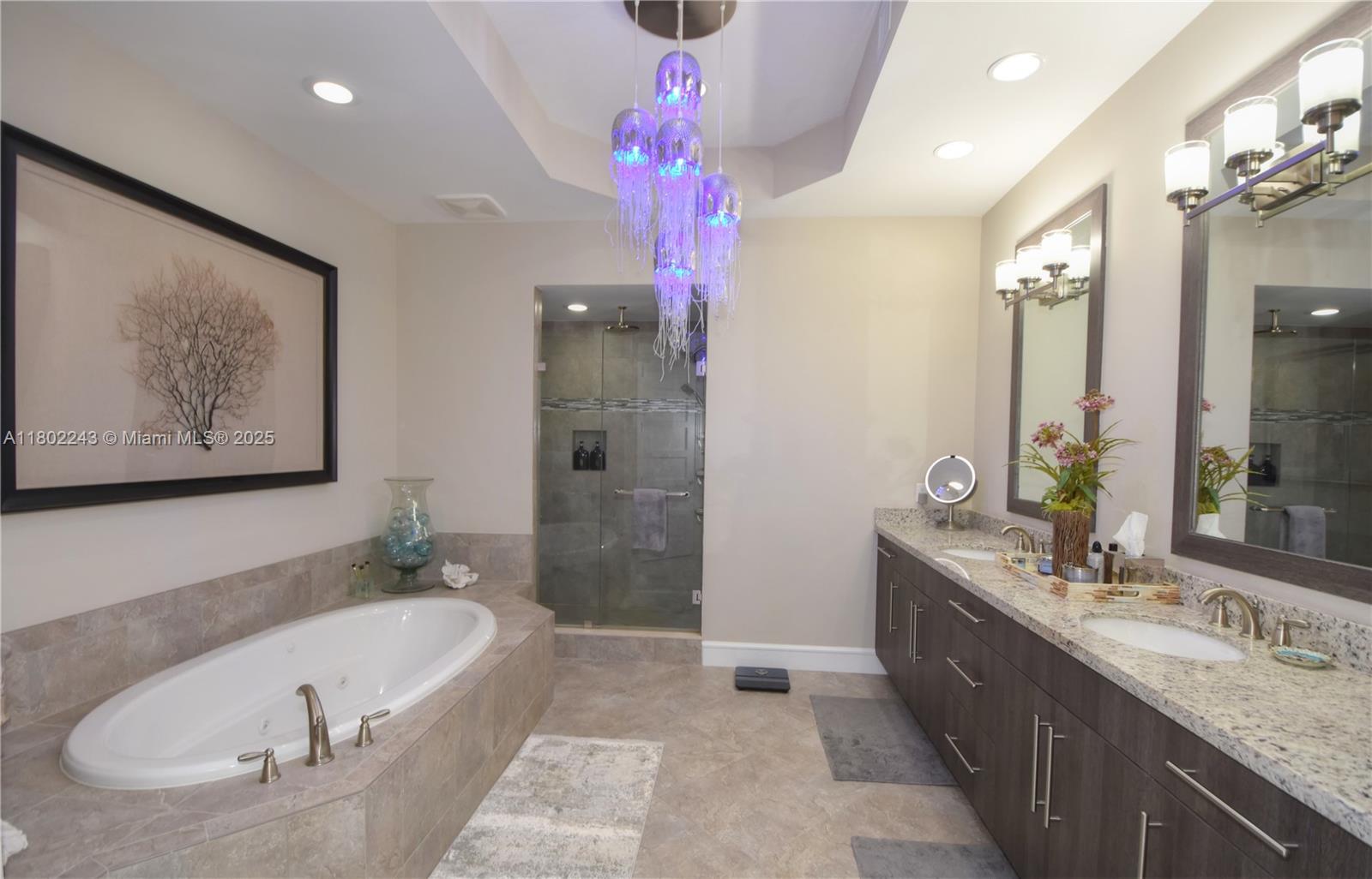 VILLAS BY THE SEA 4 CONDO - Residential