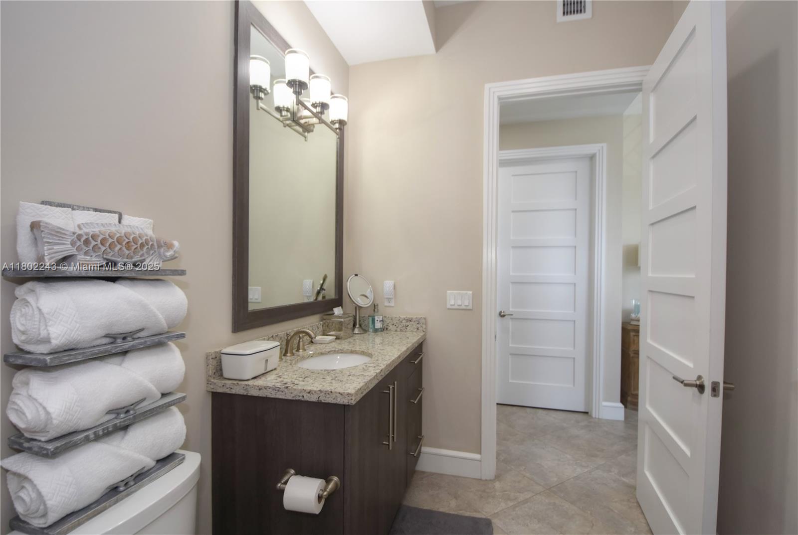 VILLAS BY THE SEA 4 CONDO - Residential