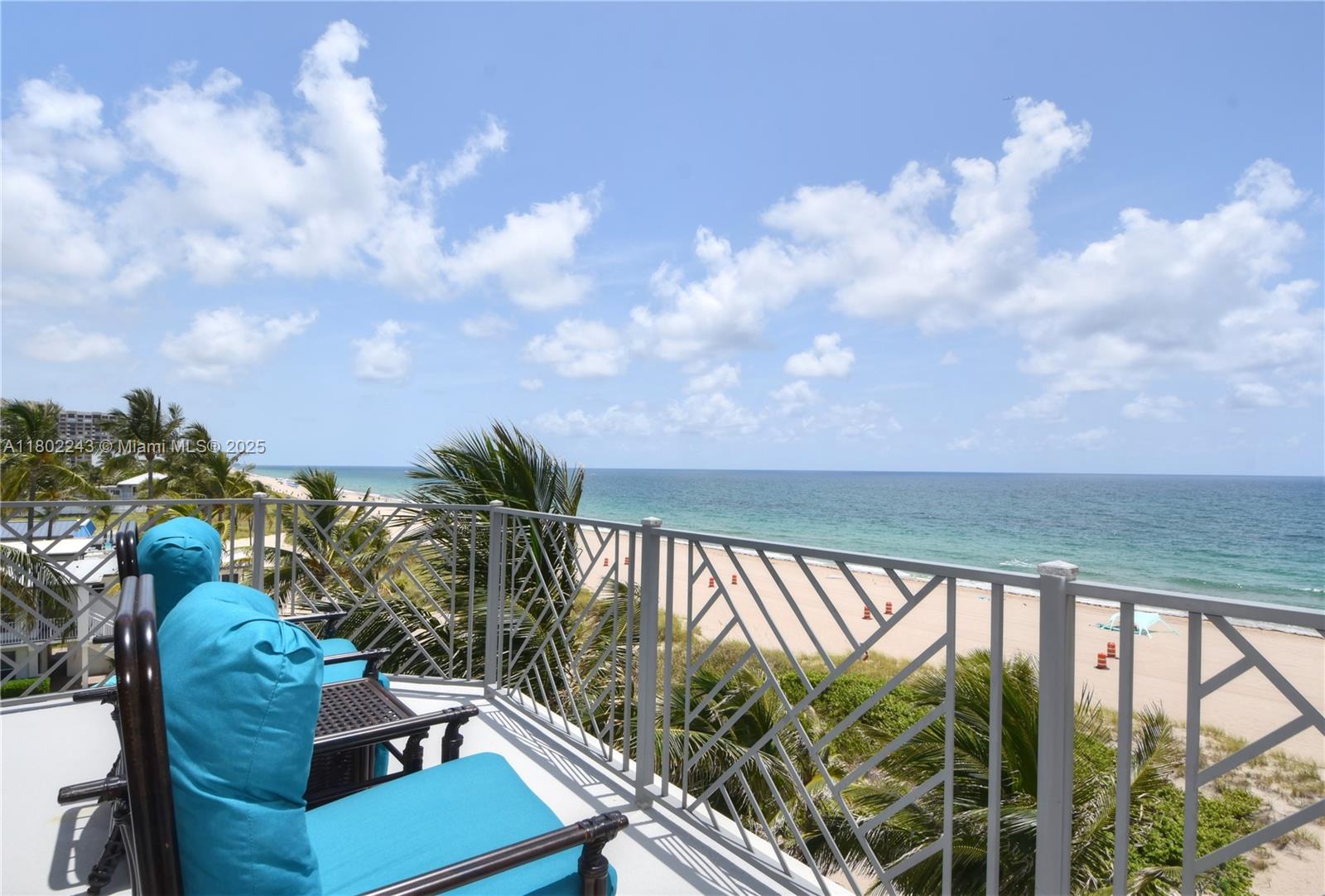 VILLAS BY THE SEA 4 CONDO - Residential