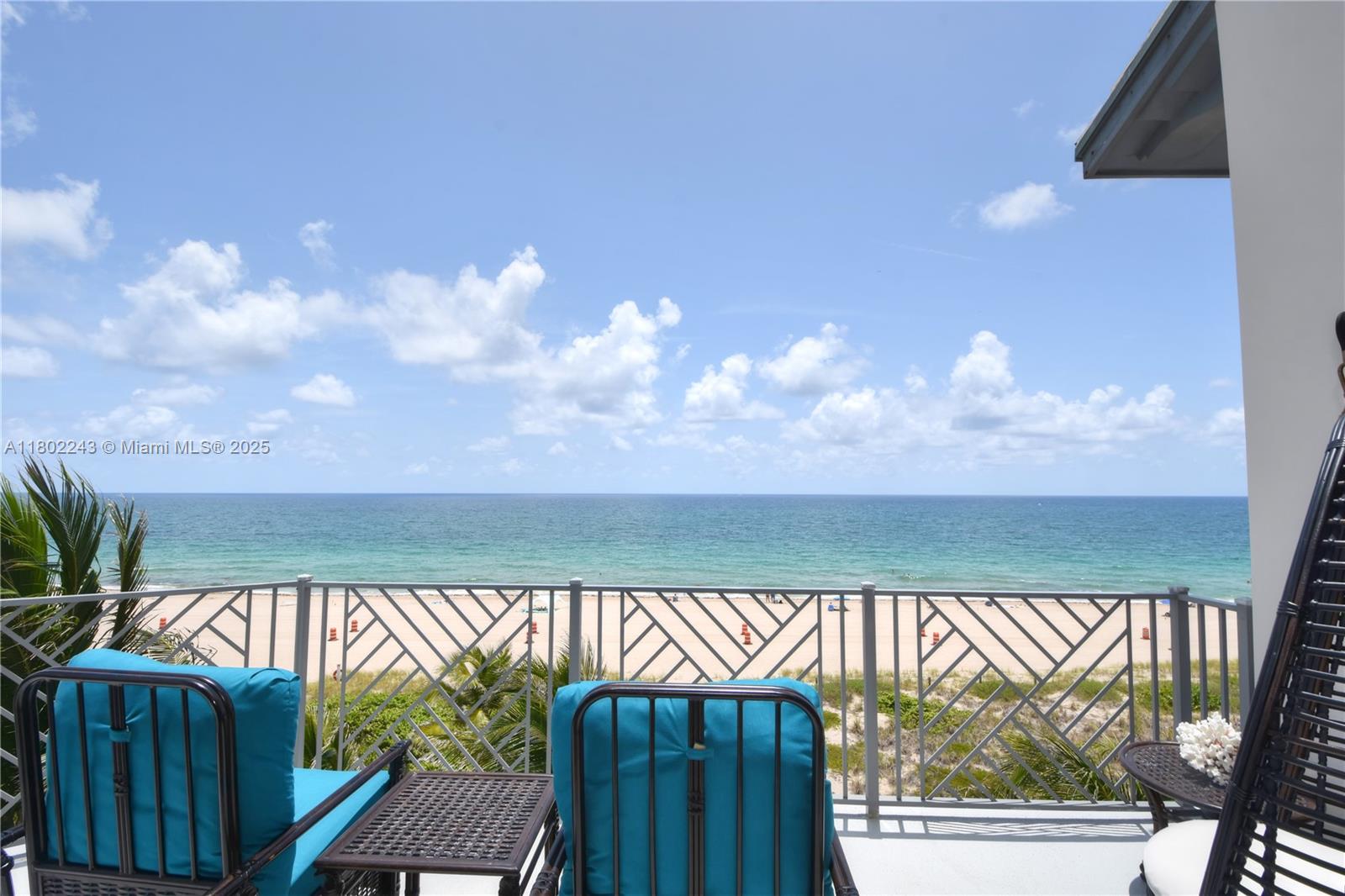 VILLAS BY THE SEA 4 CONDO - Residential