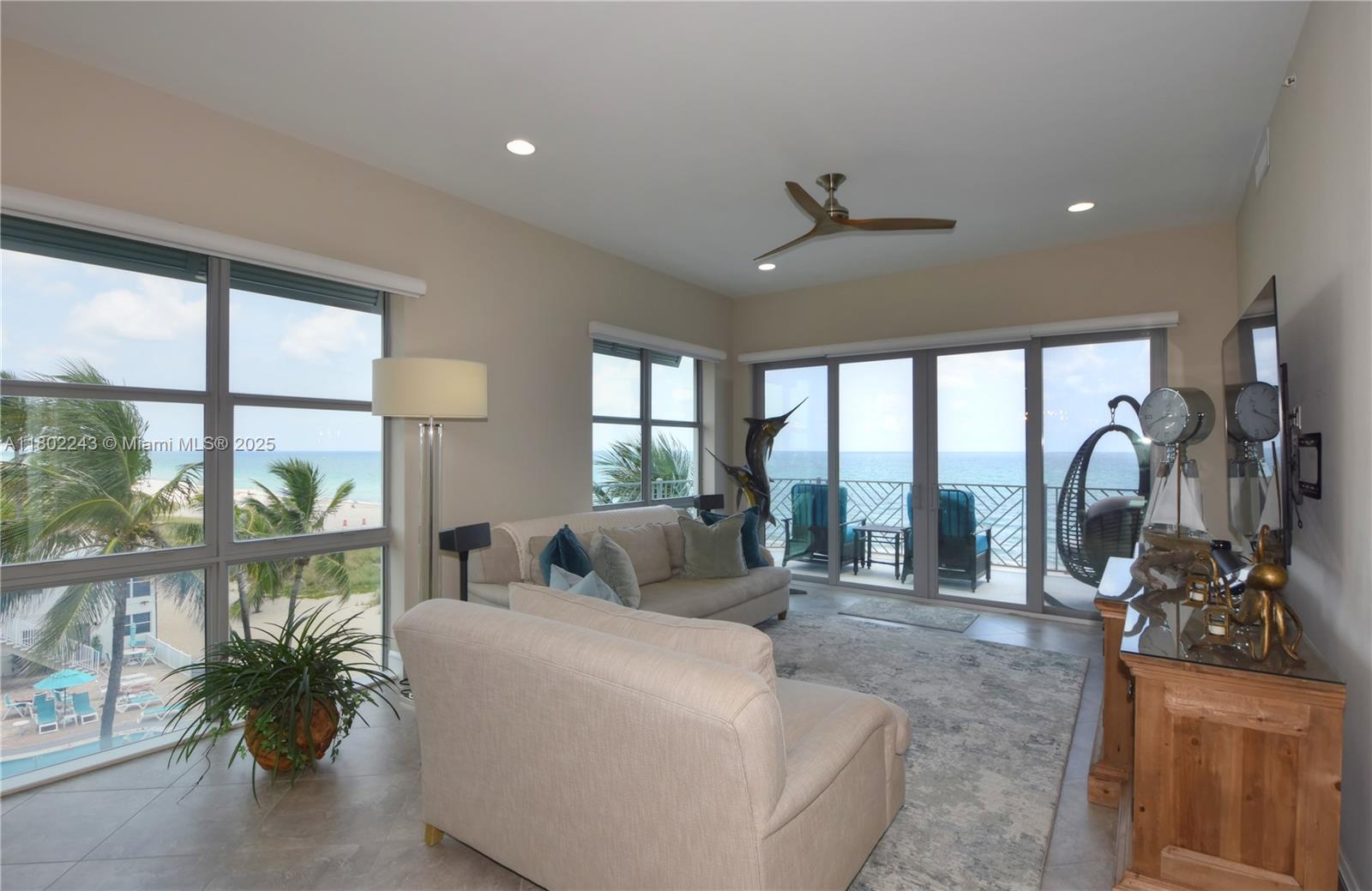 VILLAS BY THE SEA 4 CONDO - Residential