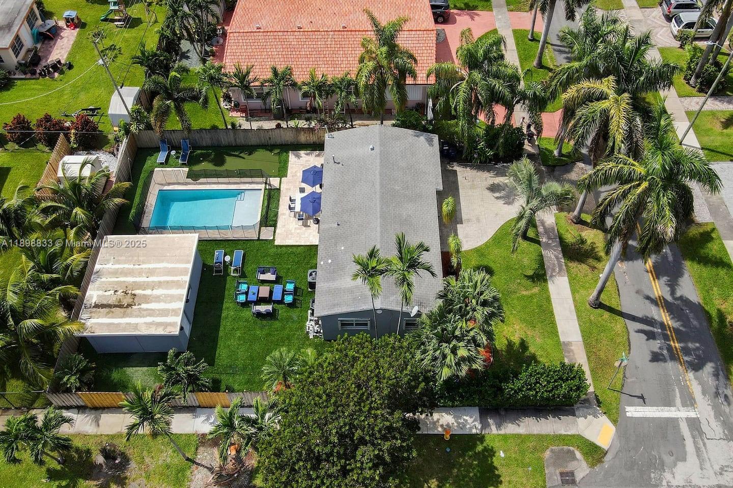 GULFSTREAM ESTATES NO 2 - Residential Lease