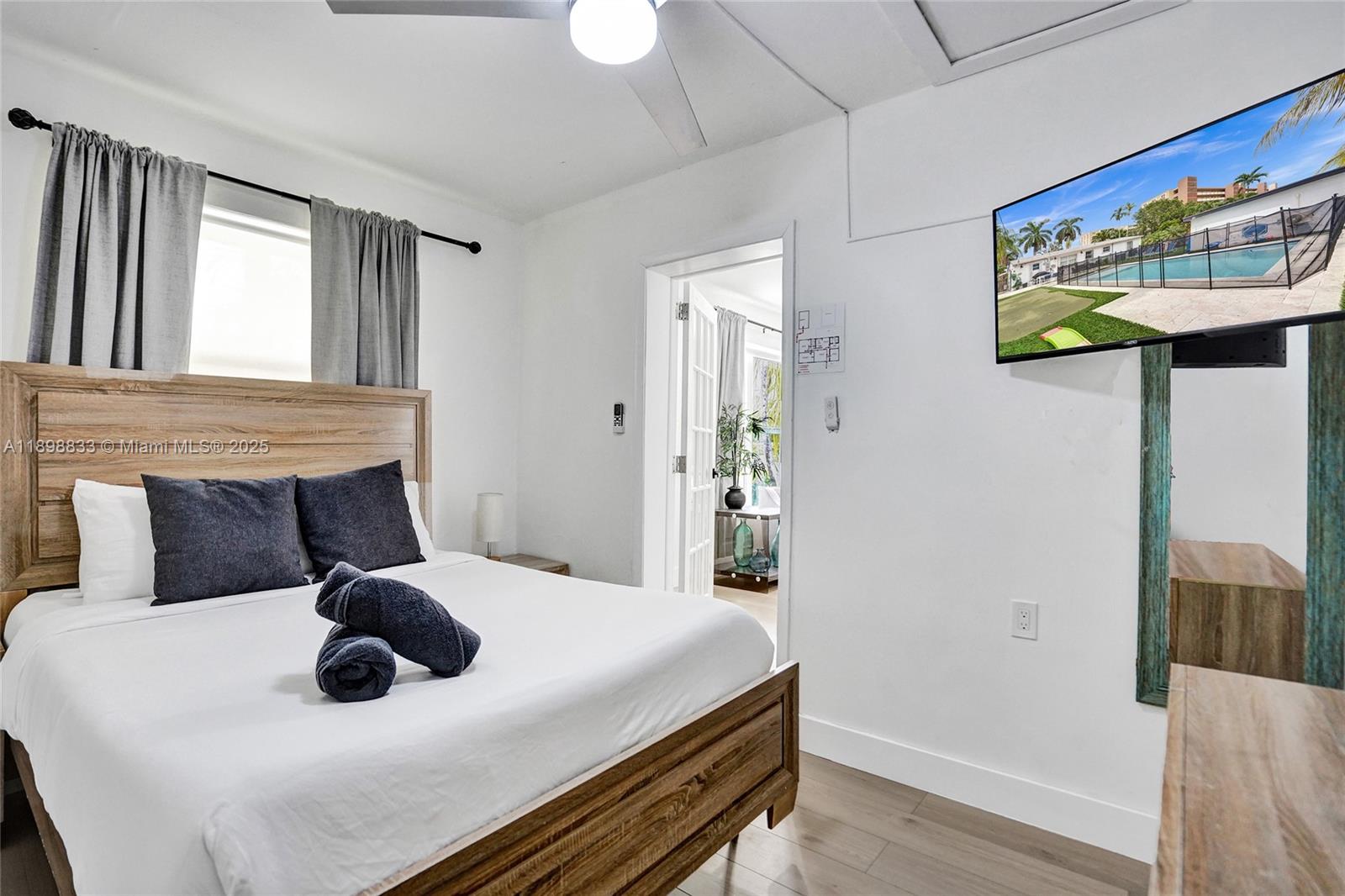 GULFSTREAM ESTATES NO 2 - Residential Lease