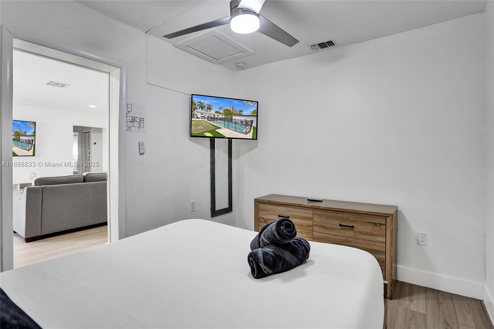 GULFSTREAM ESTATES NO 2 - Residential Lease