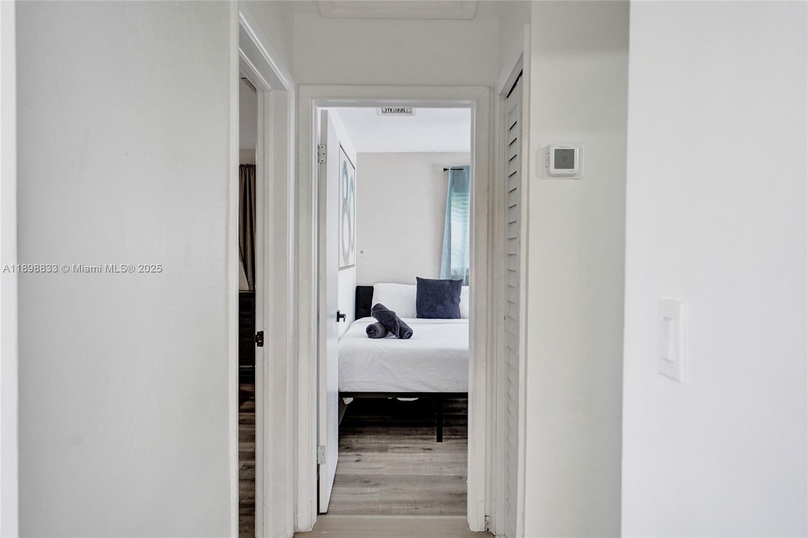 GULFSTREAM ESTATES NO 2 - Residential Lease