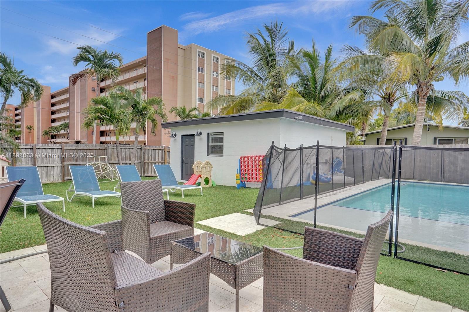 GULFSTREAM ESTATES NO 2 - Residential Lease