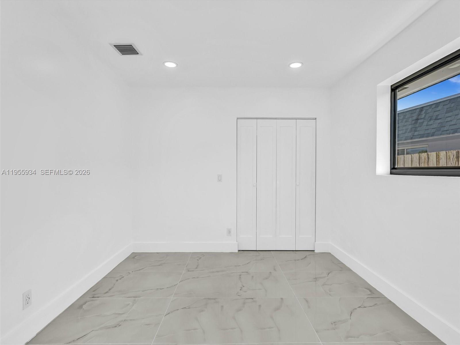 HOLLYWOOD HILLS 1965 - Residential