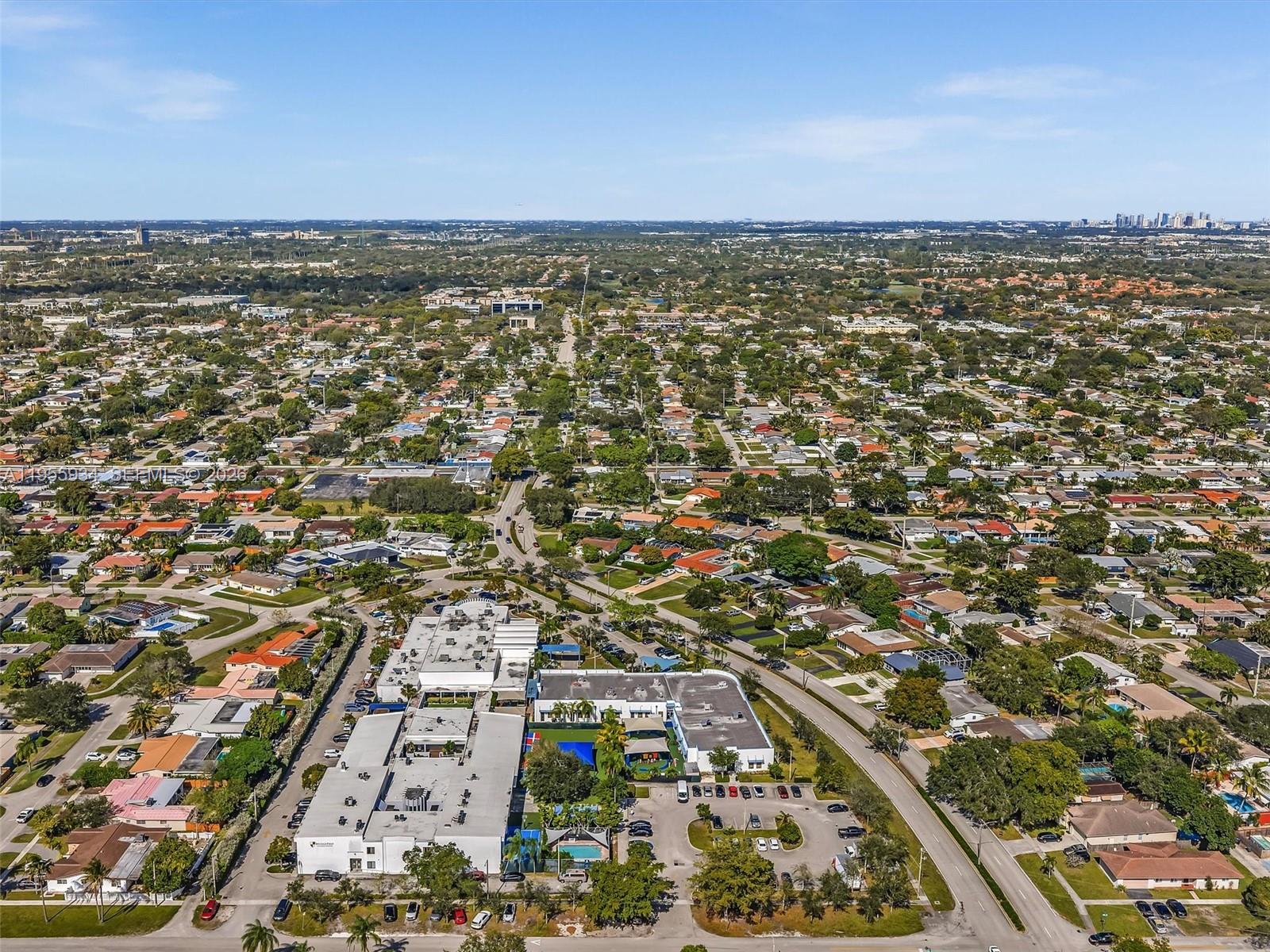 HOLLYWOOD HILLS 1965 - Residential