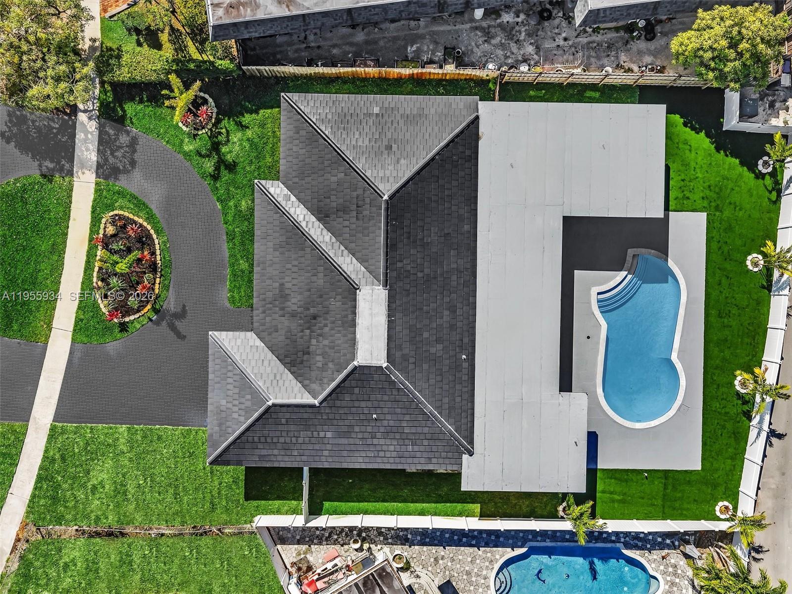 HOLLYWOOD HILLS 1965 - Residential