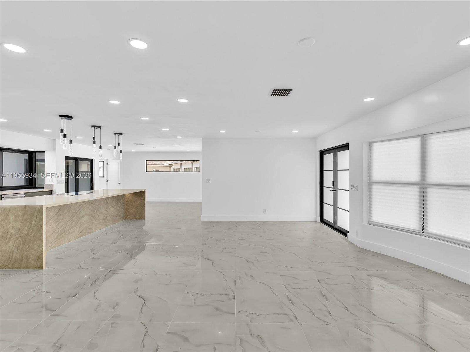 HOLLYWOOD HILLS 1965 - Residential