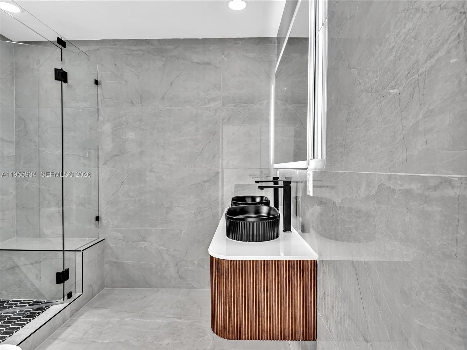 HOLLYWOOD HILLS 1965 - Residential