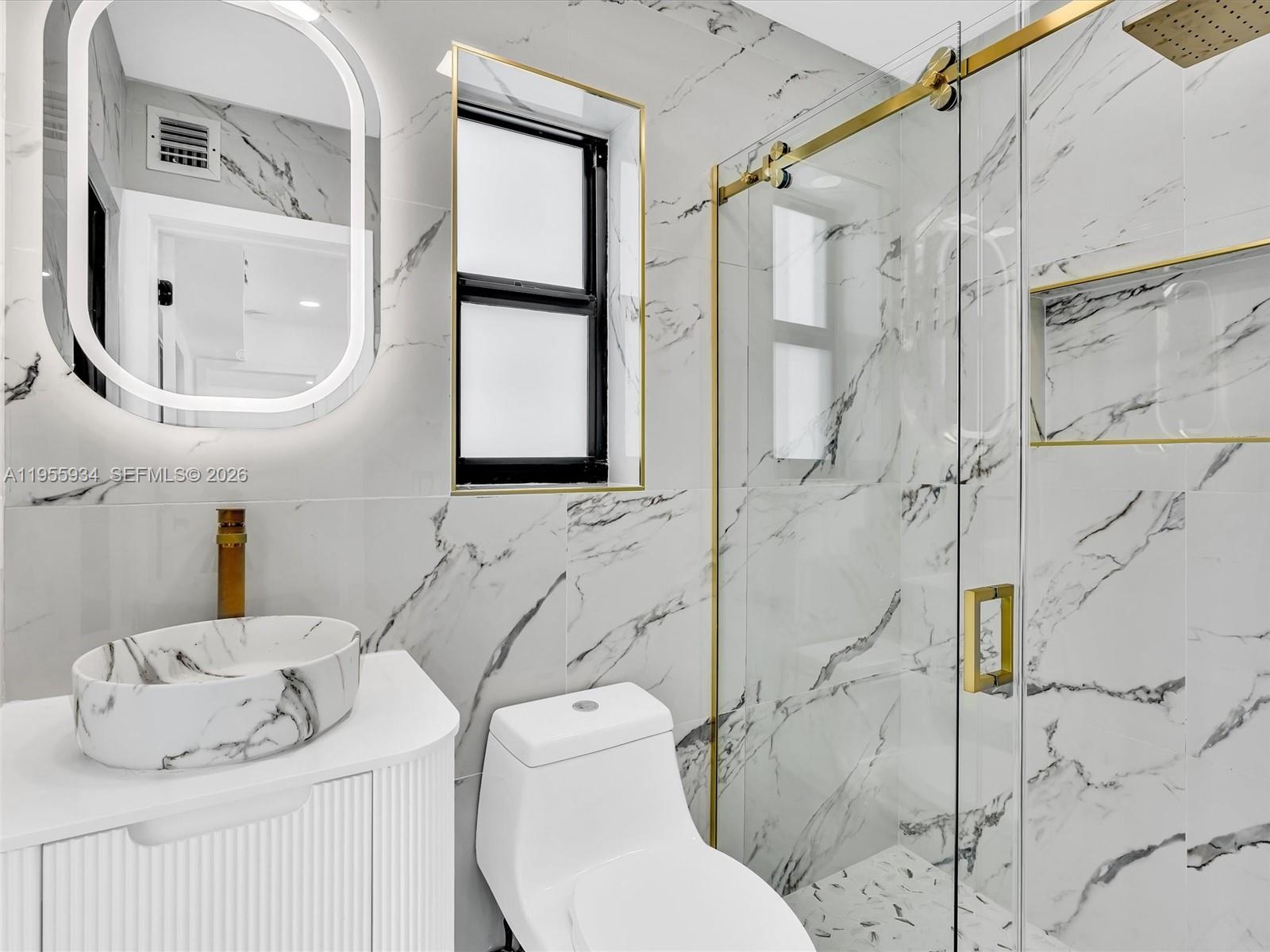 HOLLYWOOD HILLS 1965 - Residential