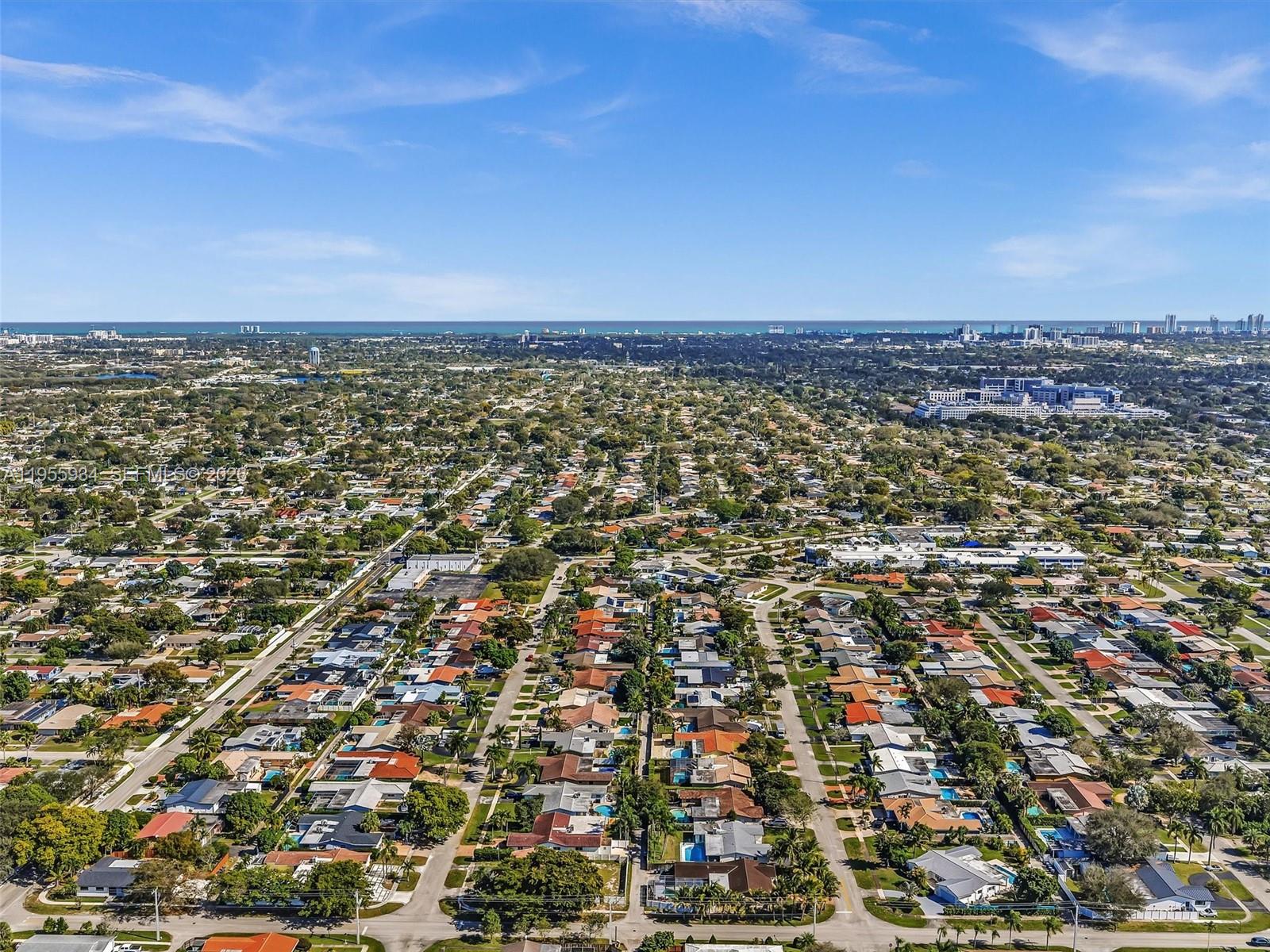 HOLLYWOOD HILLS 1965 - Residential