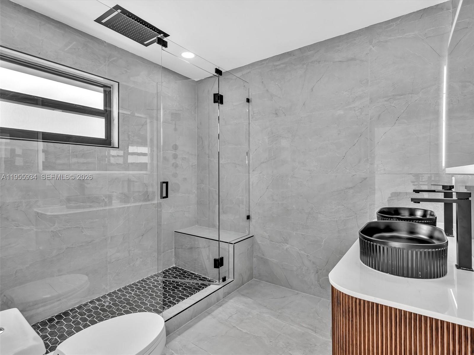 HOLLYWOOD HILLS 1965 - Residential