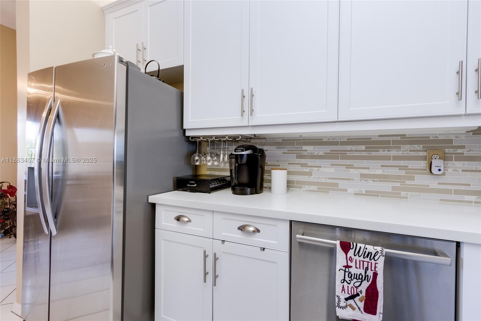 TRENT CONDOMINIUM E - Residential