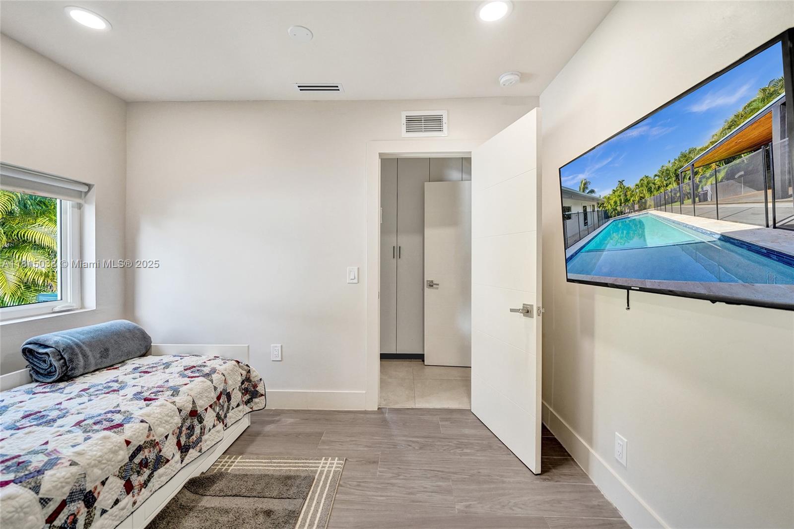 HIGHLAND LAKES SEC 2 - Residential