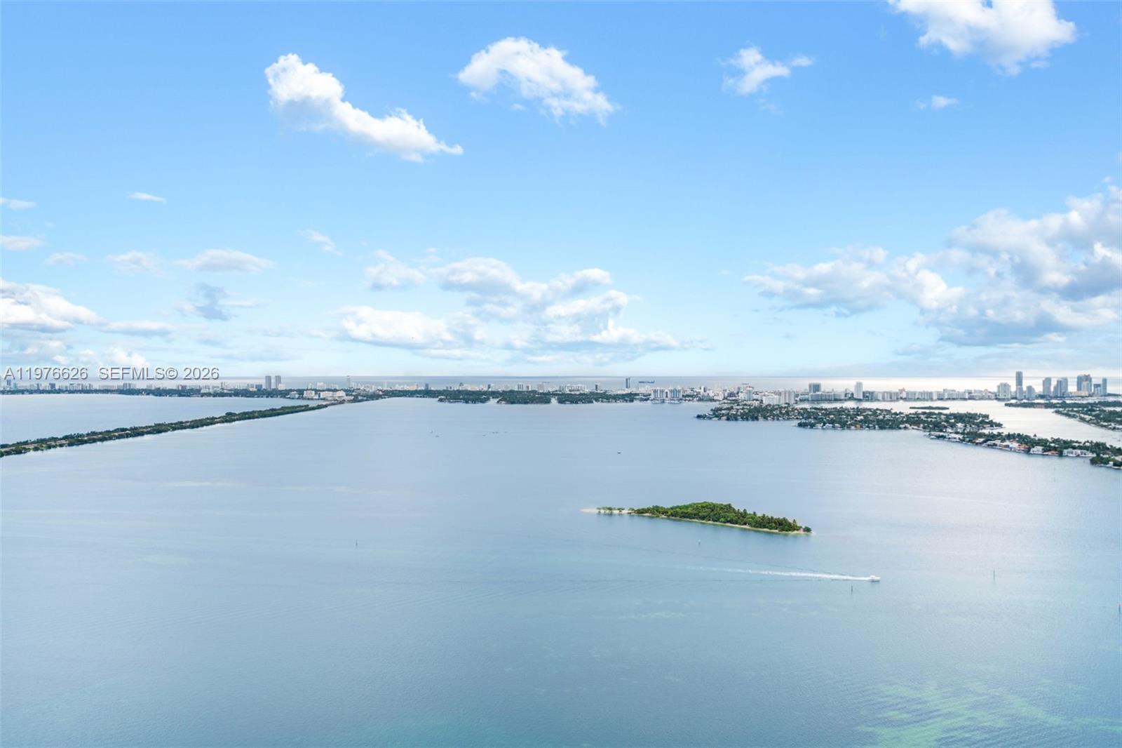 BAY BREEZE - Residential Lease