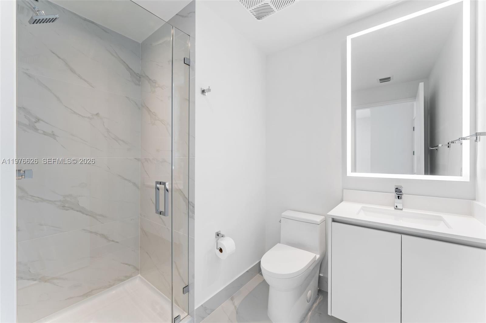 BAY BREEZE - Residential Lease