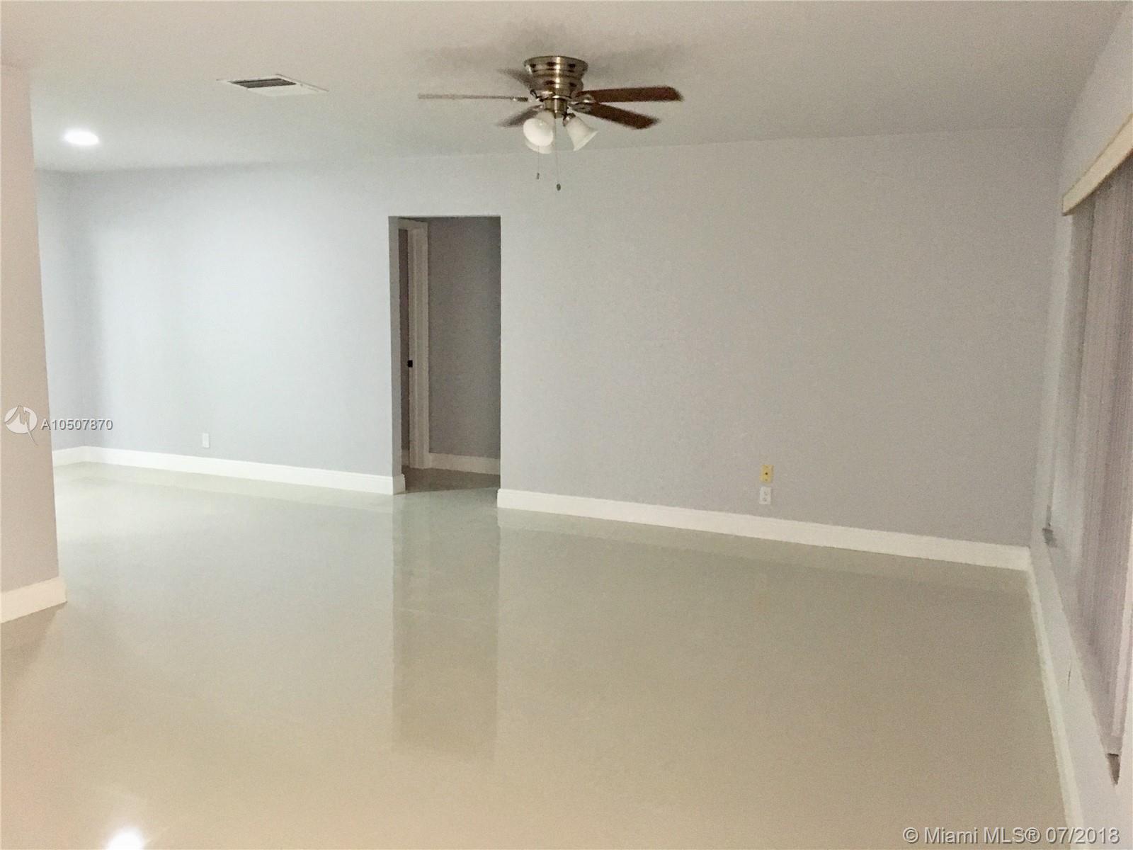 MAINLANDS OF TAMARAC LAKE - Residential