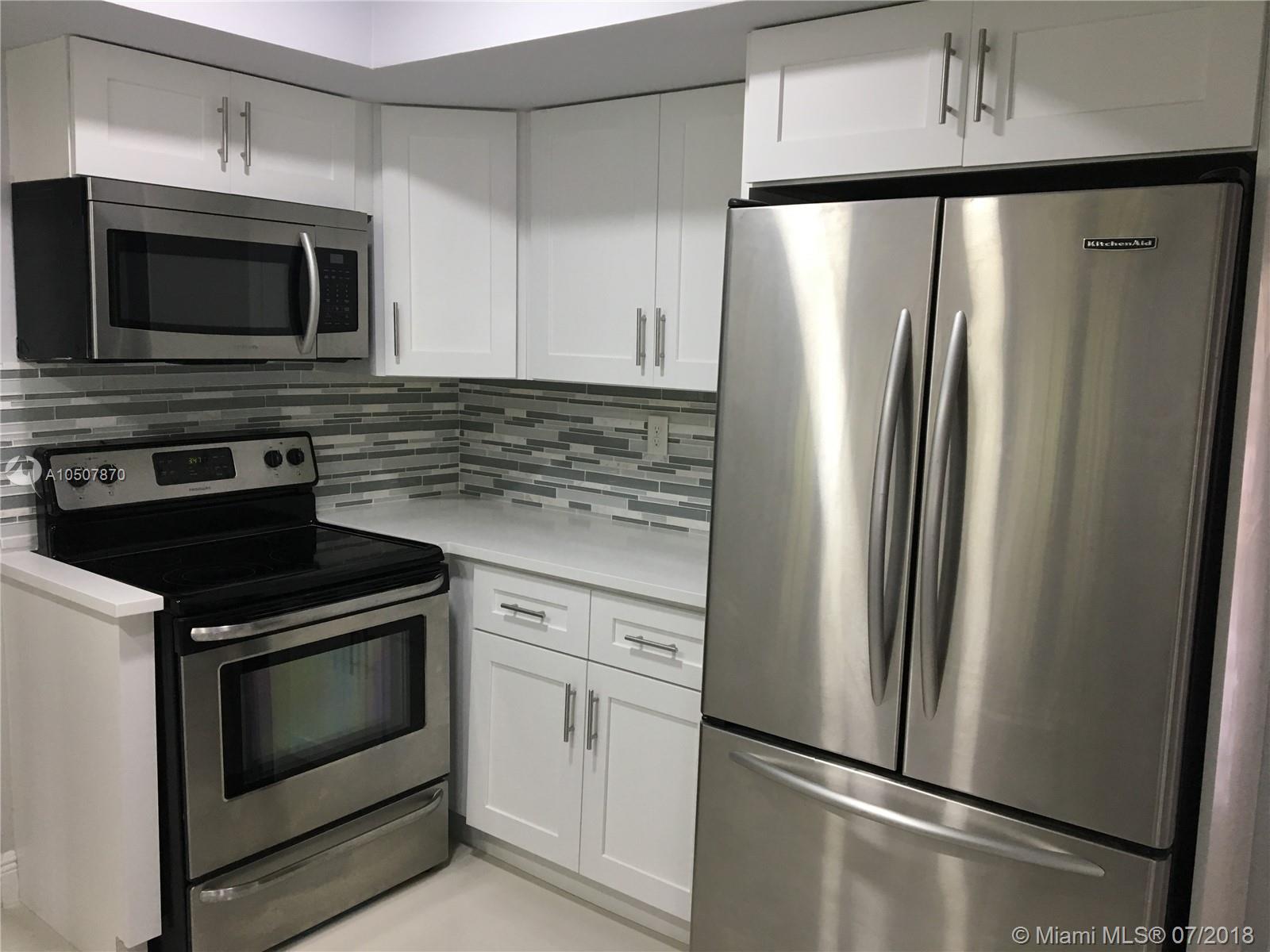 MAINLANDS OF TAMARAC LAKE - Residential