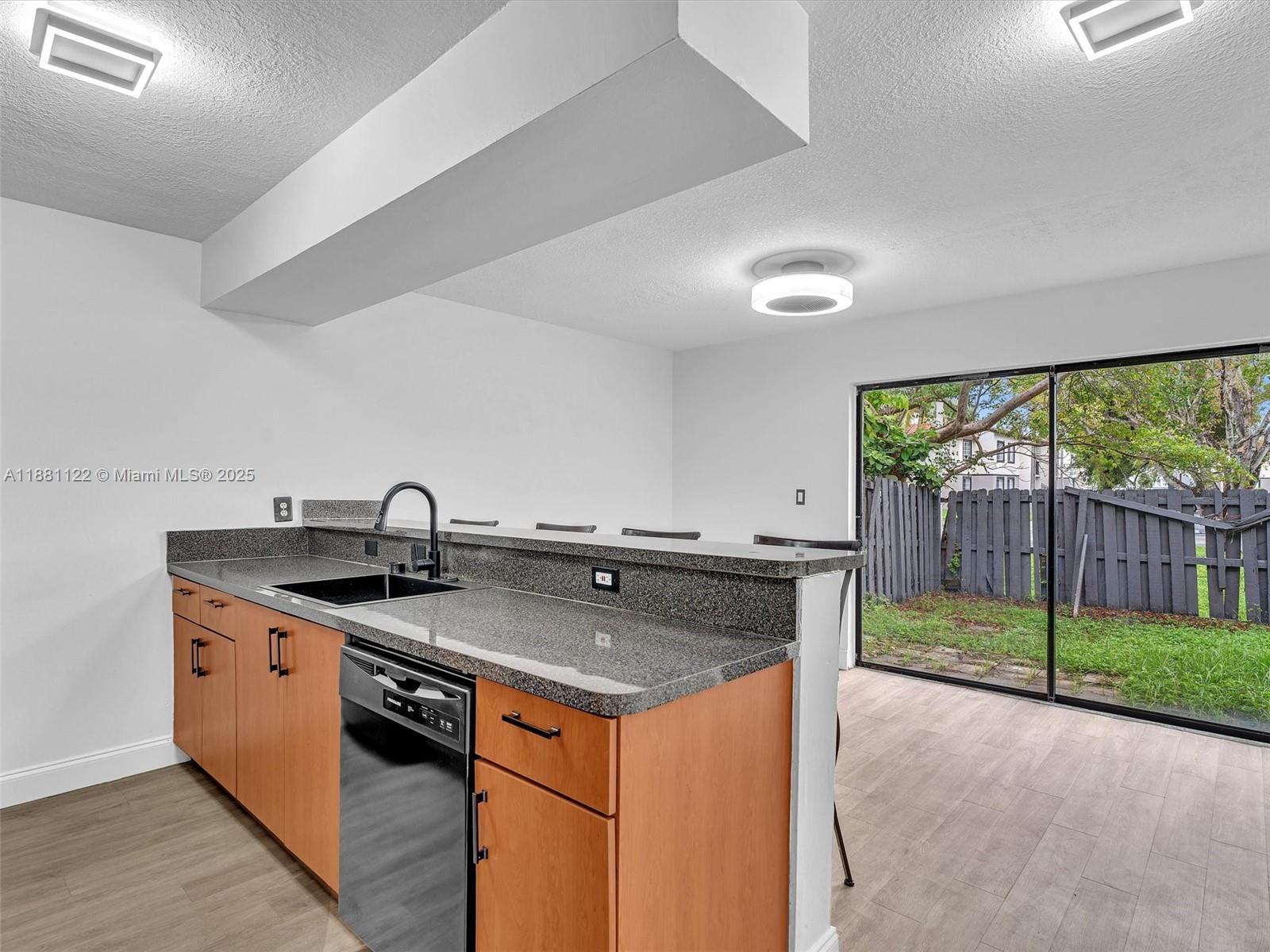 HOLLYWOOD RIDGE FARMS - Residential