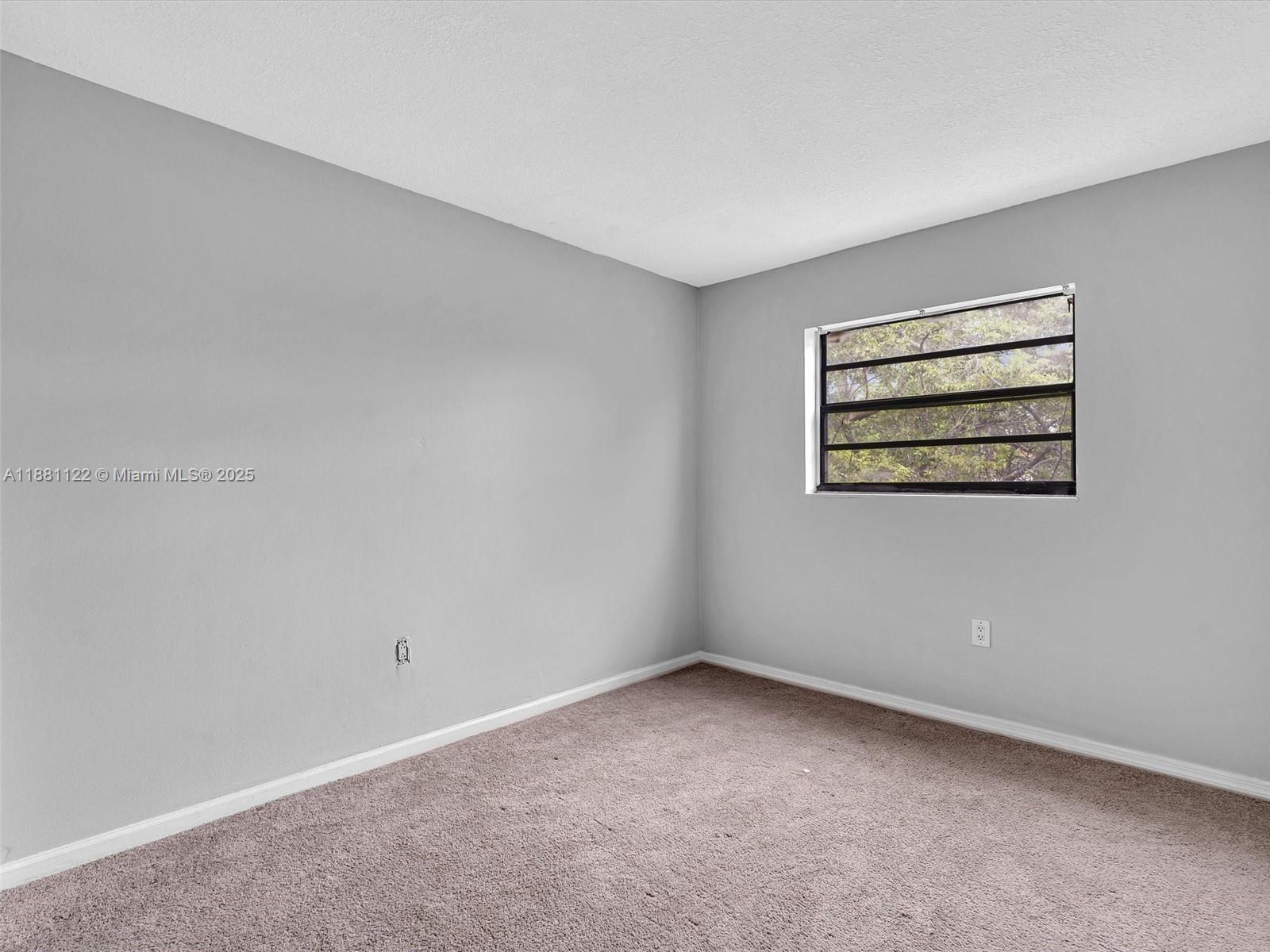 HOLLYWOOD RIDGE FARMS - Residential