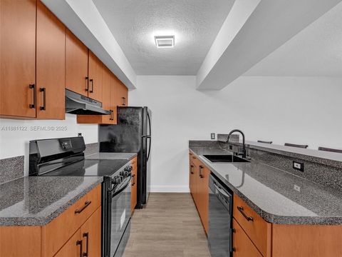 3911 SW 52nd Ave 4-1 Pembroke Park FL 33023