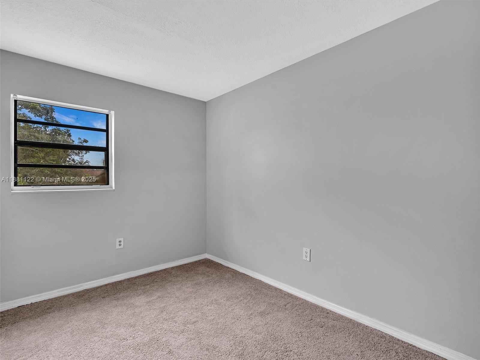 HOLLYWOOD RIDGE FARMS - Residential