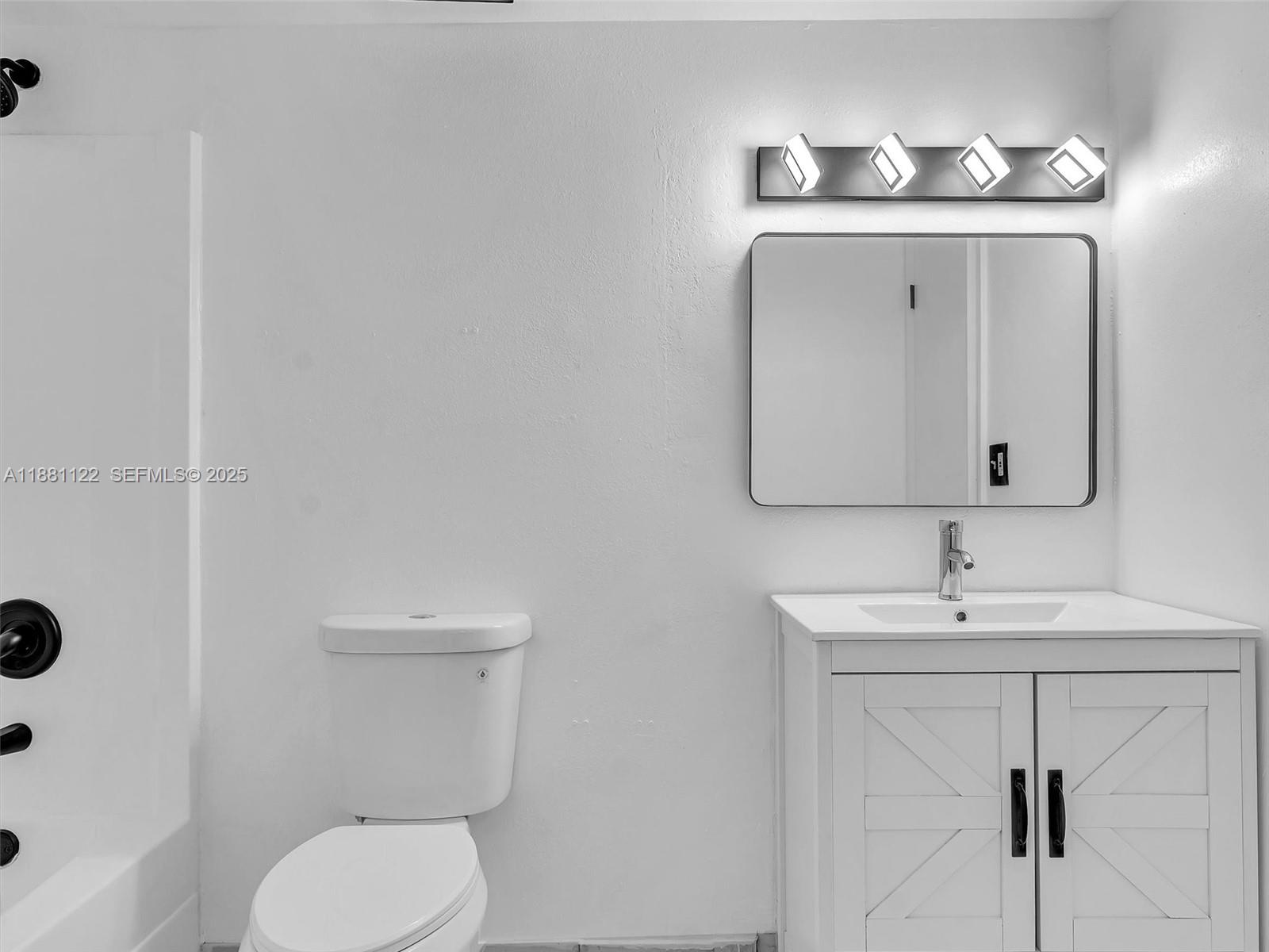 3911 SW 52nd Ave 4-1