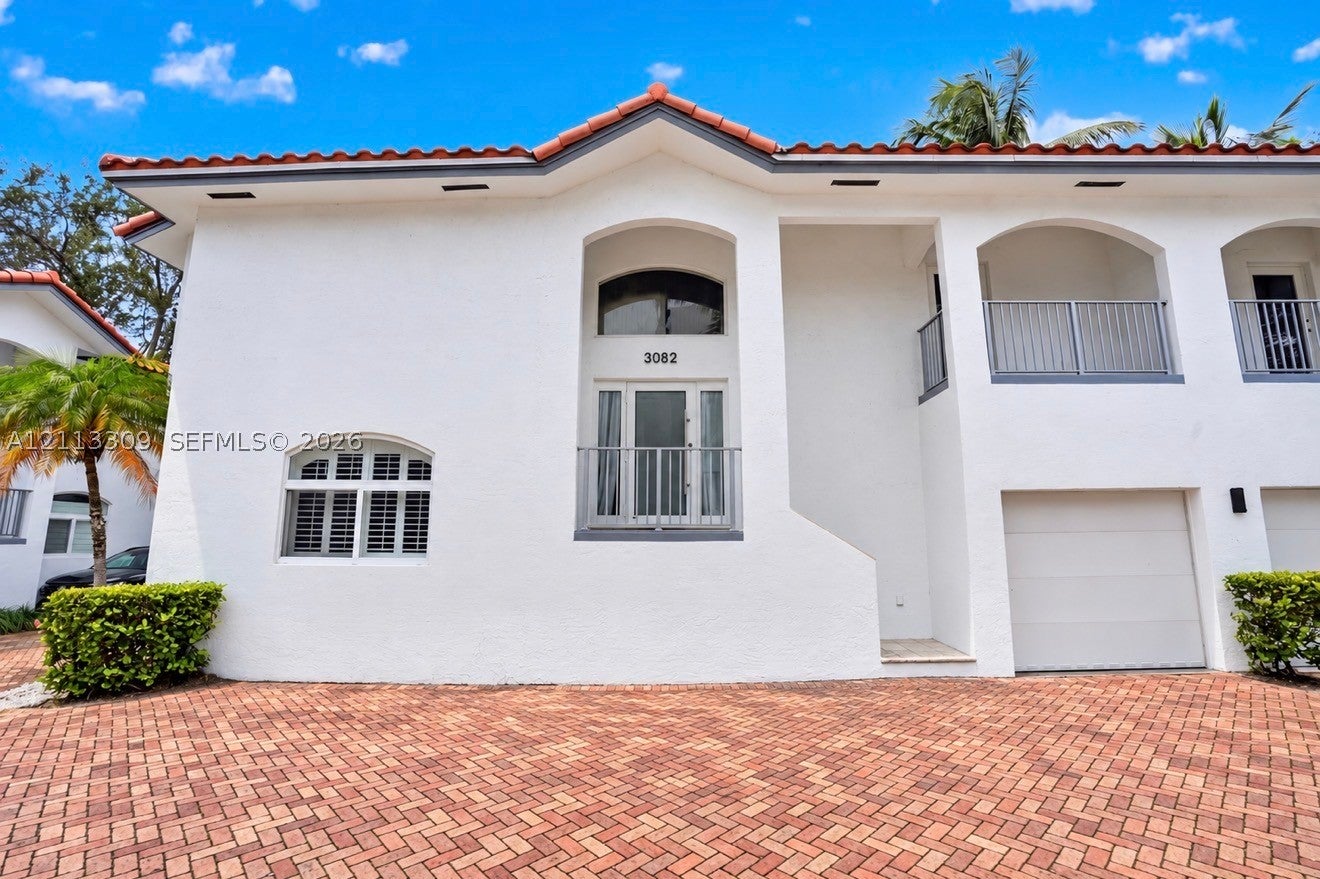 3082 Bird Ave 6