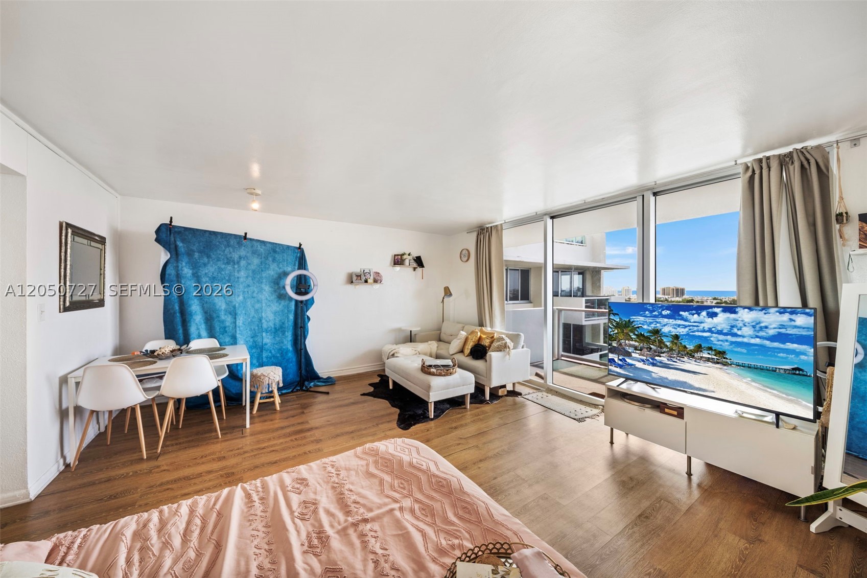 1200 West Ave PH11