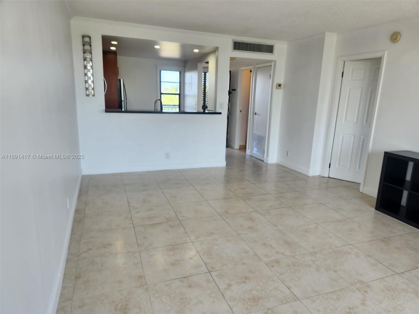 BRAVURA I CONDO - Residential Lease