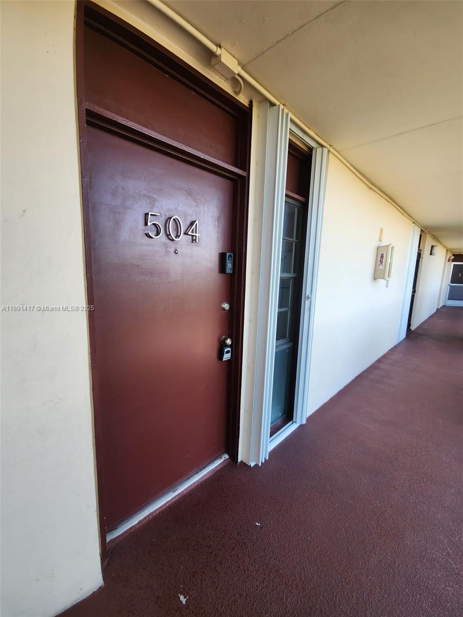 BRAVURA I CONDO - Residential Lease