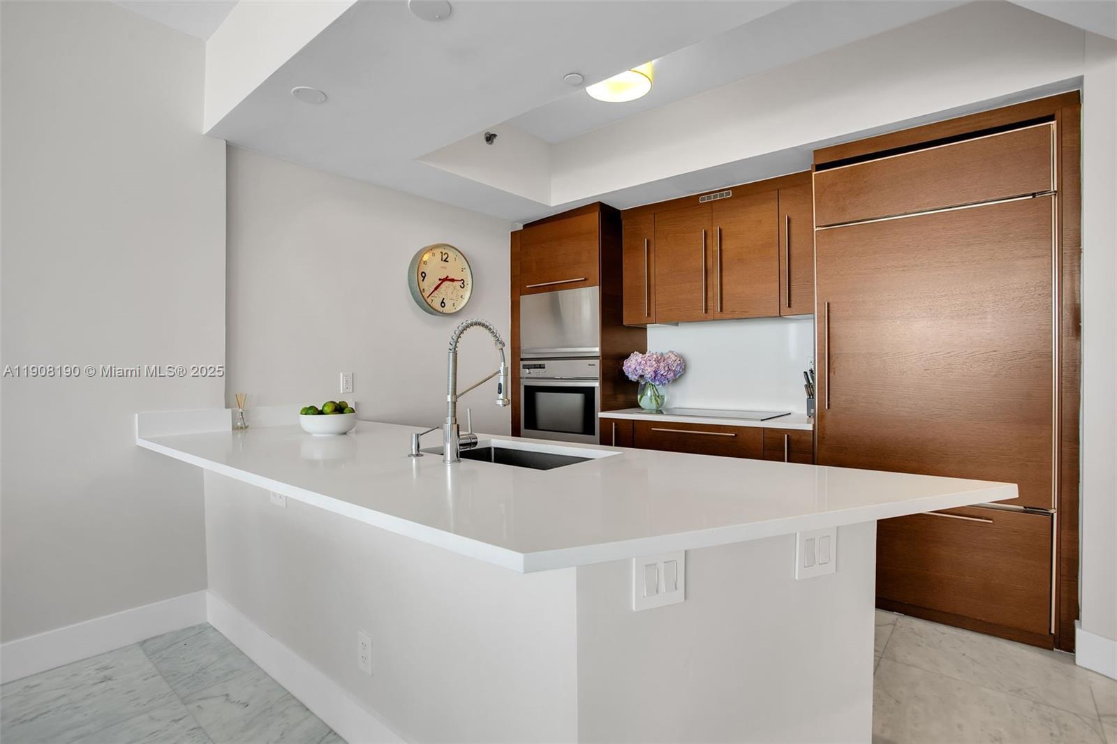 ICON CONDO - Residential Lease