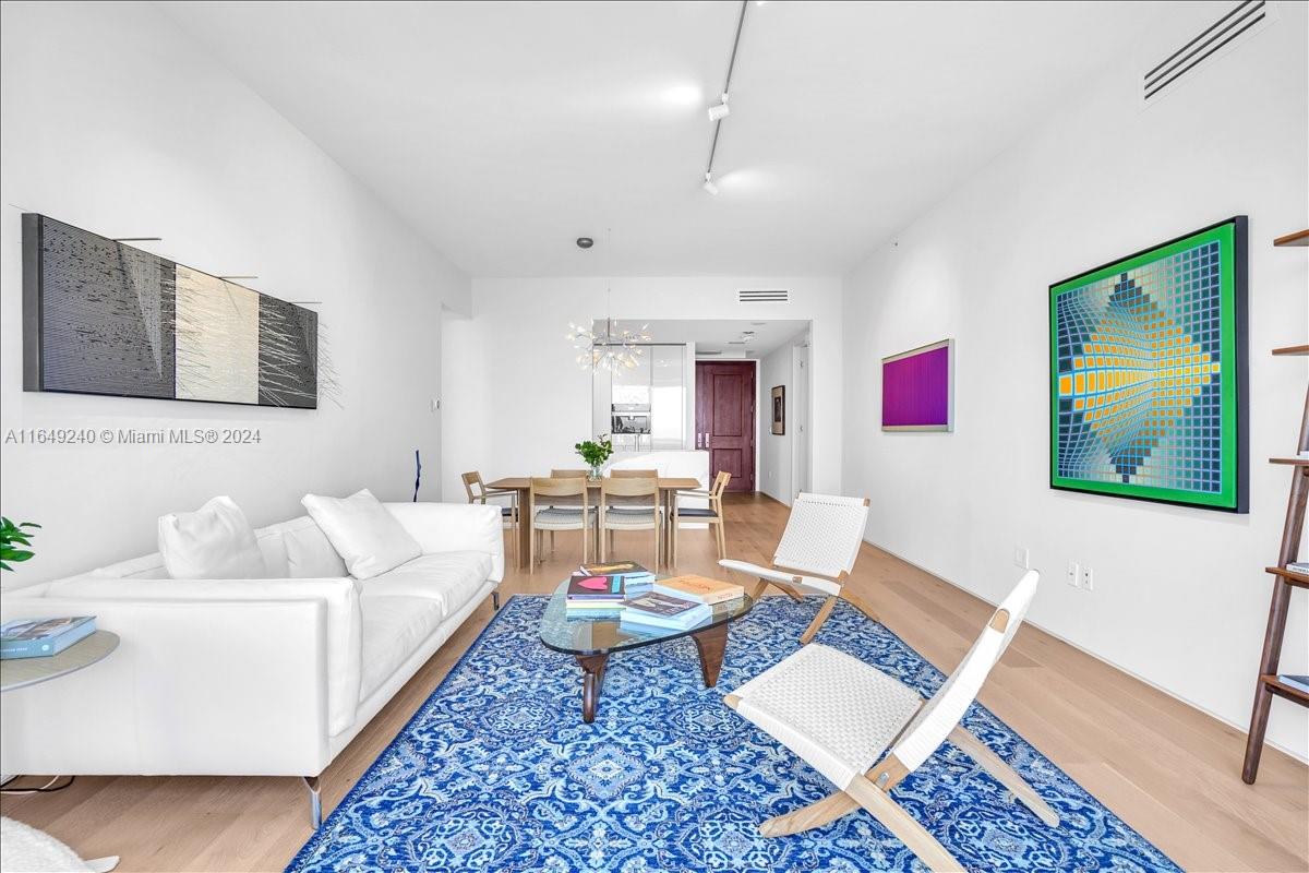 MILLENNIUM TOWER RESIDENC - Residential