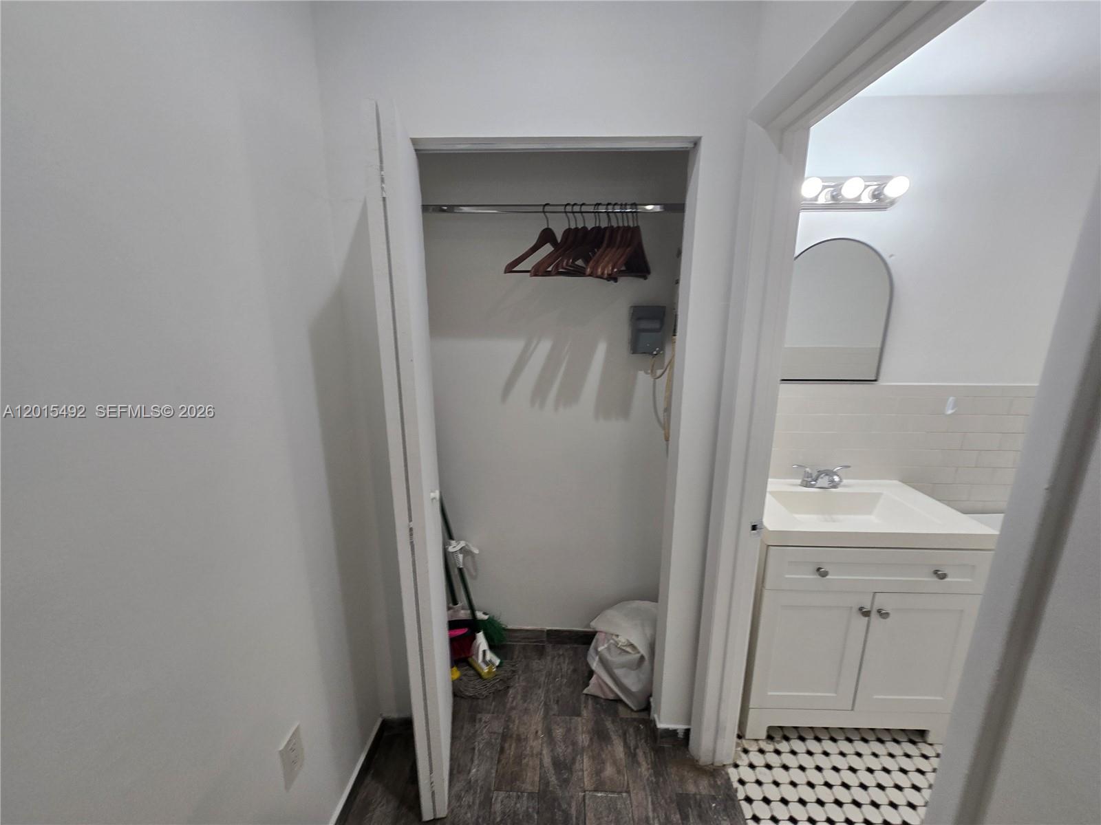 OCEAN BEACH ADDN NO 3 - Residential Lease
