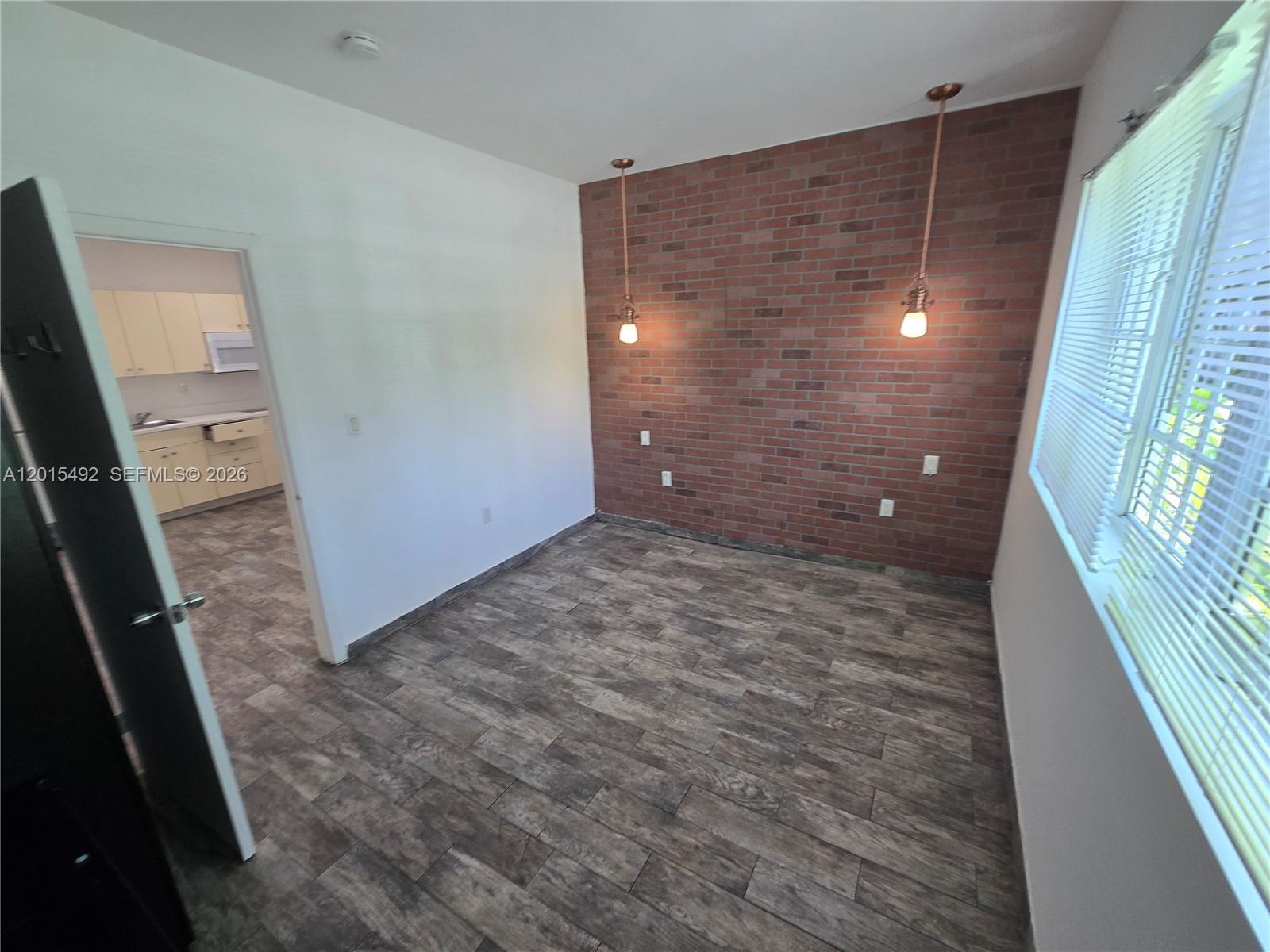 OCEAN BEACH ADDN NO 3 - Residential Lease