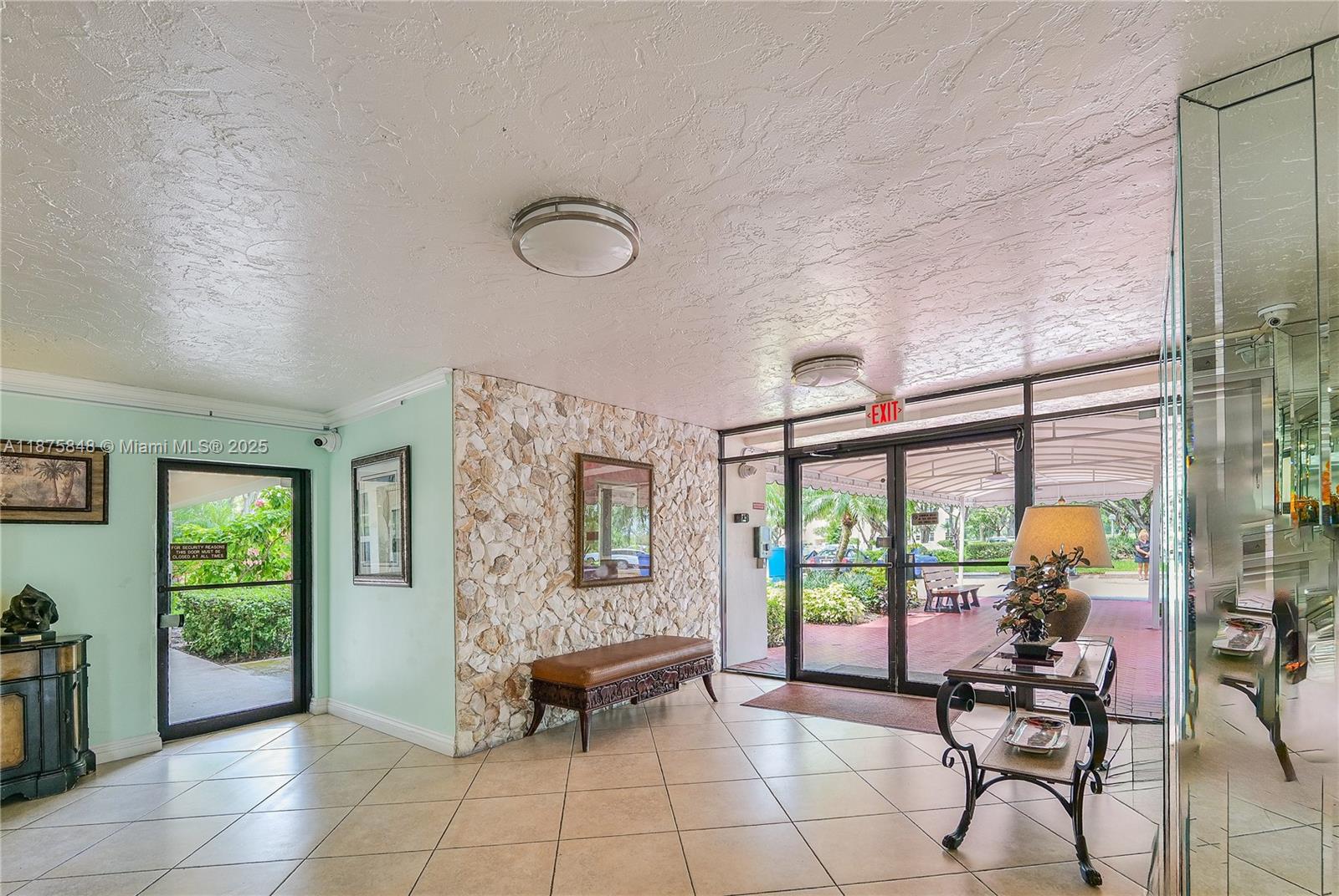 NO 49 PALM-AIRE COUNTRY C - Residential