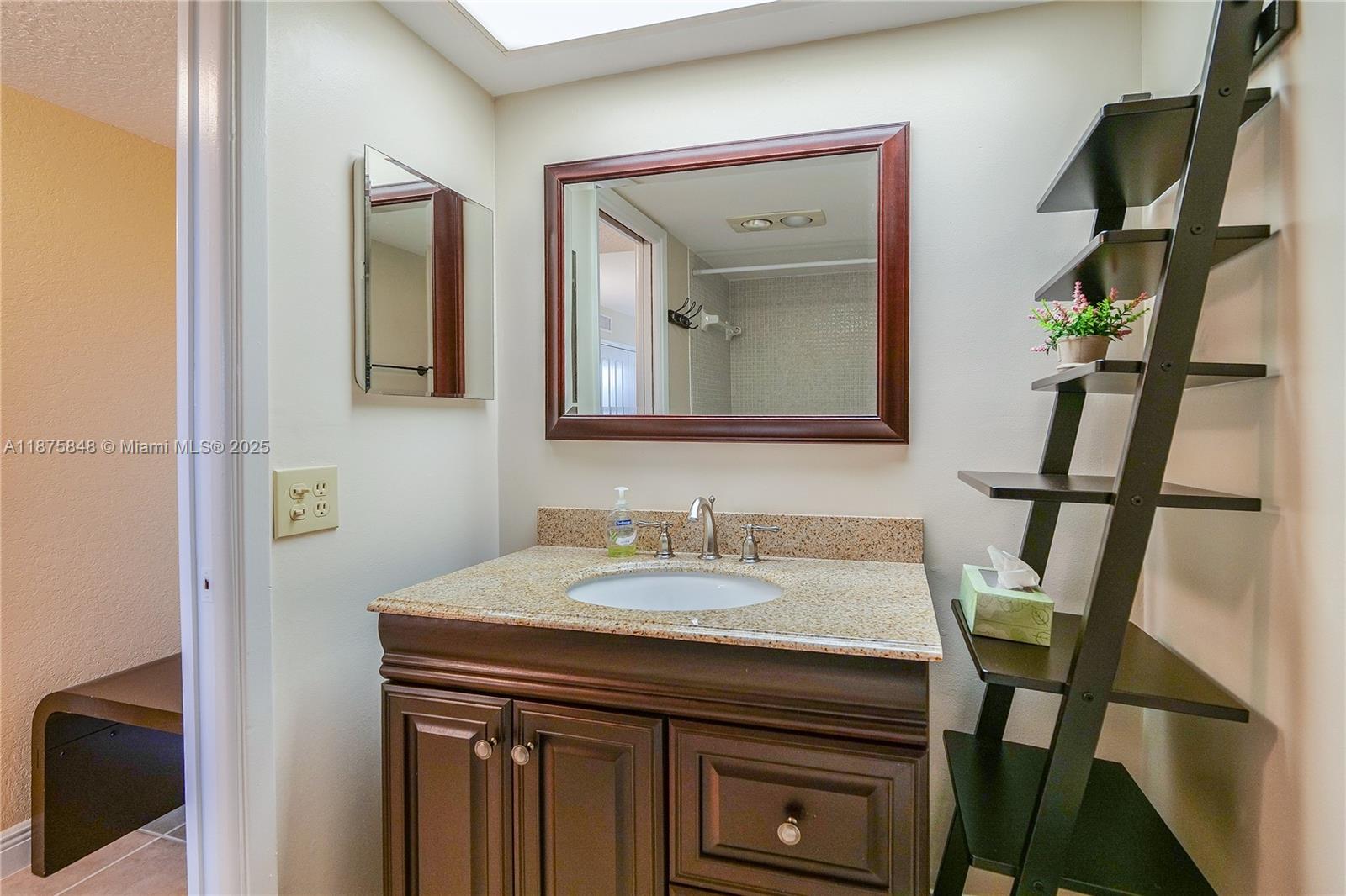 NO 49 PALM-AIRE COUNTRY C - Residential