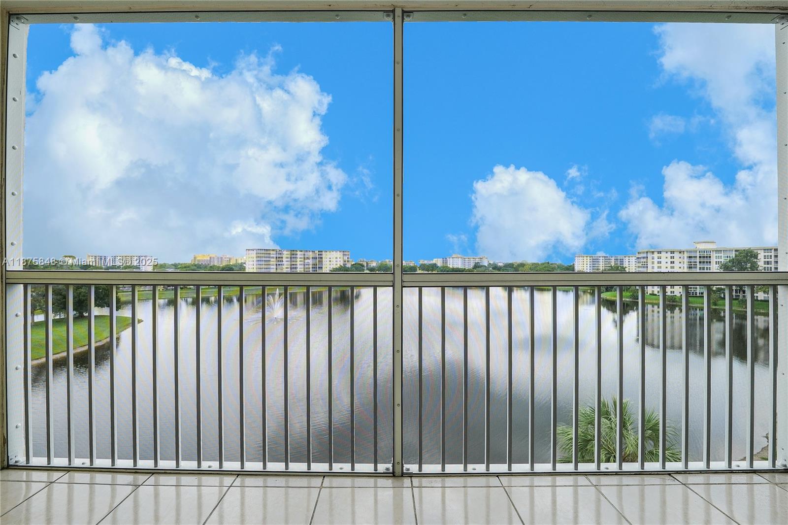 NO 49 PALM-AIRE COUNTRY C - Residential