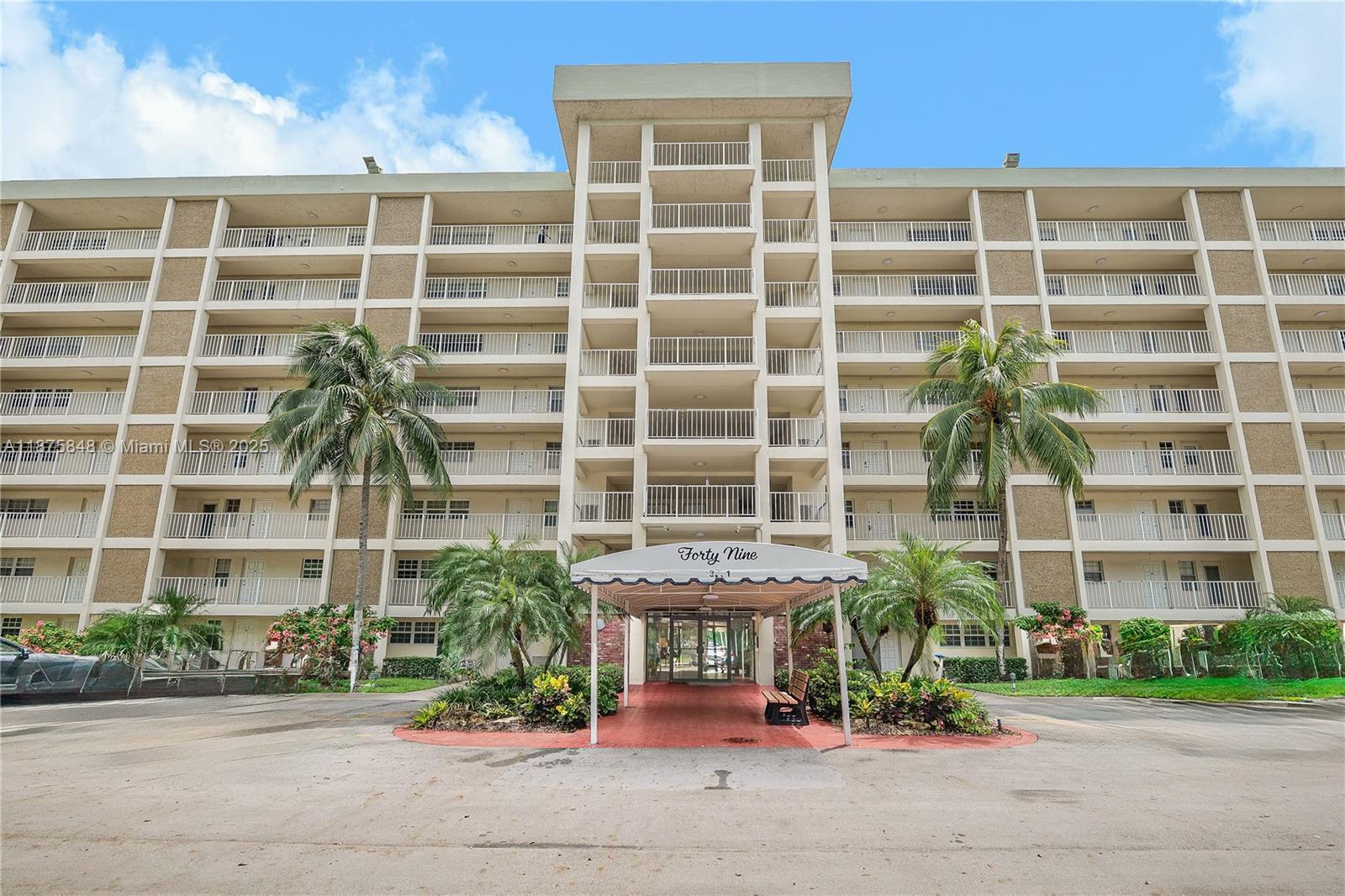 NO 49 PALM-AIRE COUNTRY C - Residential